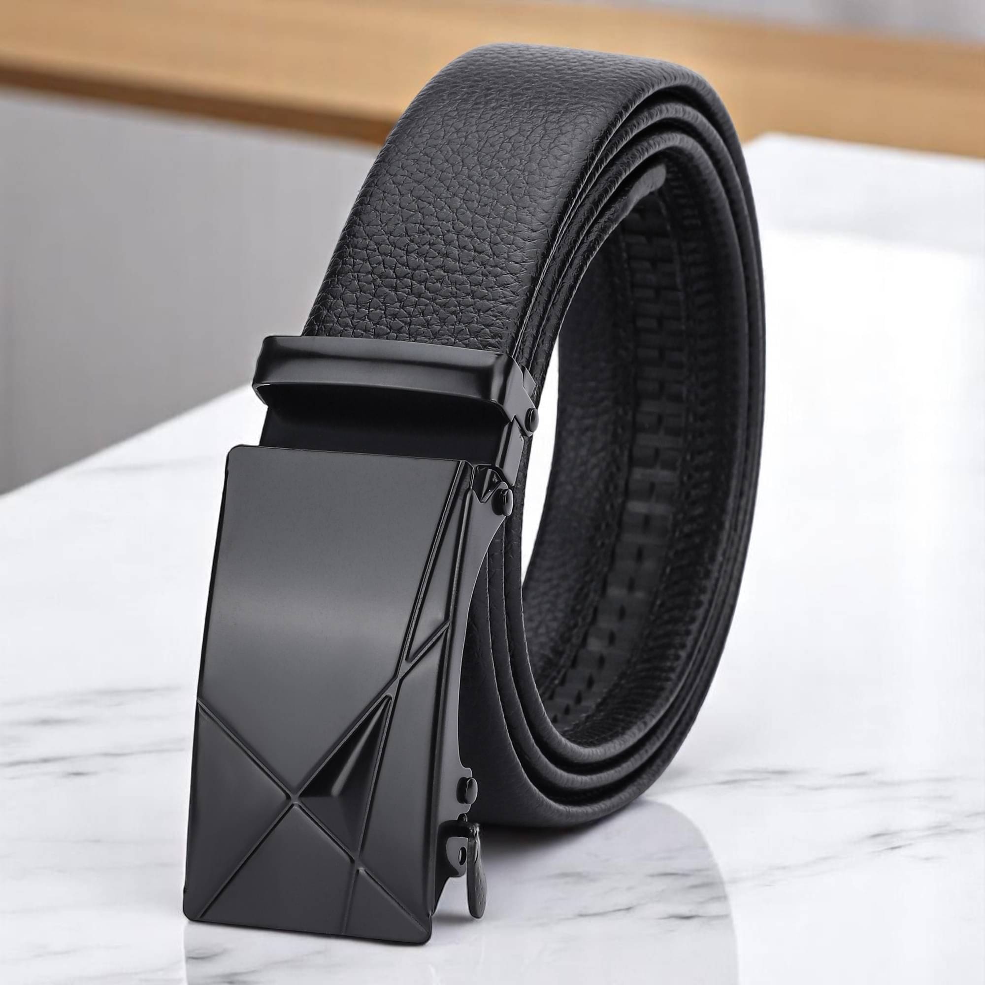     			Loopa - Black Synthetic Men's Formal Belt ( Pack of 1 )