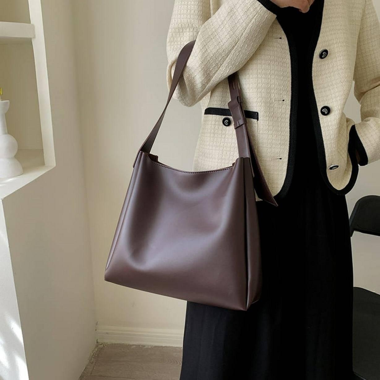     			MI PLUS Tote Bag PU Set of 1 ( Brown )