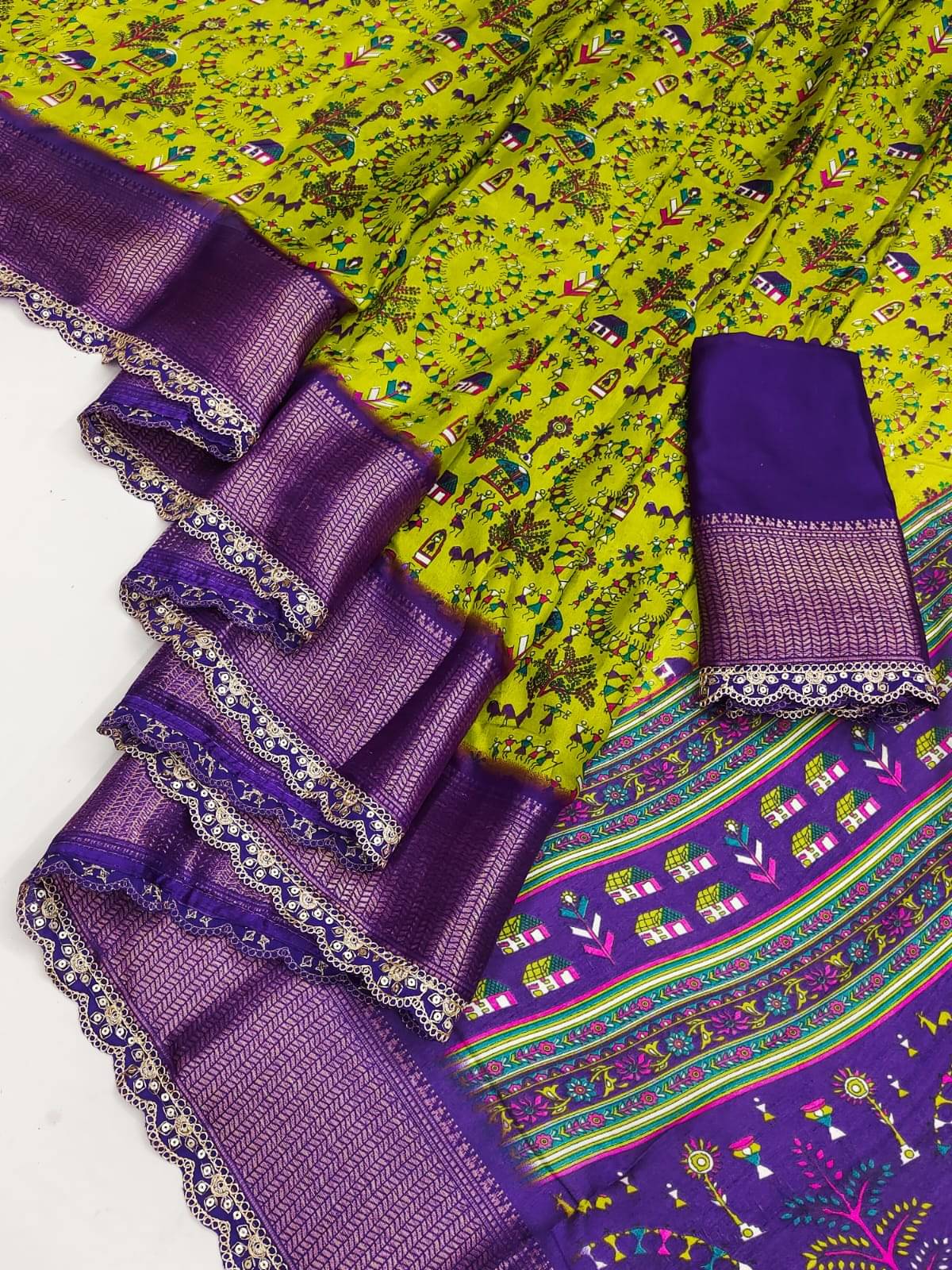 VAANISRI Cotton Blend Printed Saree With Unstitched Blouse Piece ( Green )     			VAANISRI Cotton Blend Printed Saree With Unstitched Blouse Piece ( Green )