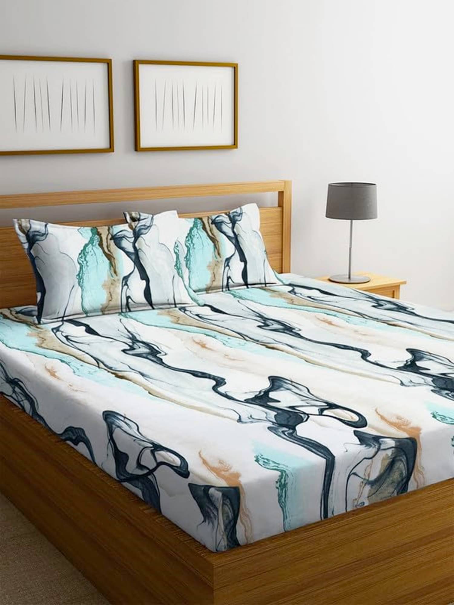     			Apala Microfiber 1 Double King Bedsheet with 2 Pillow Covers ( Multicolor )