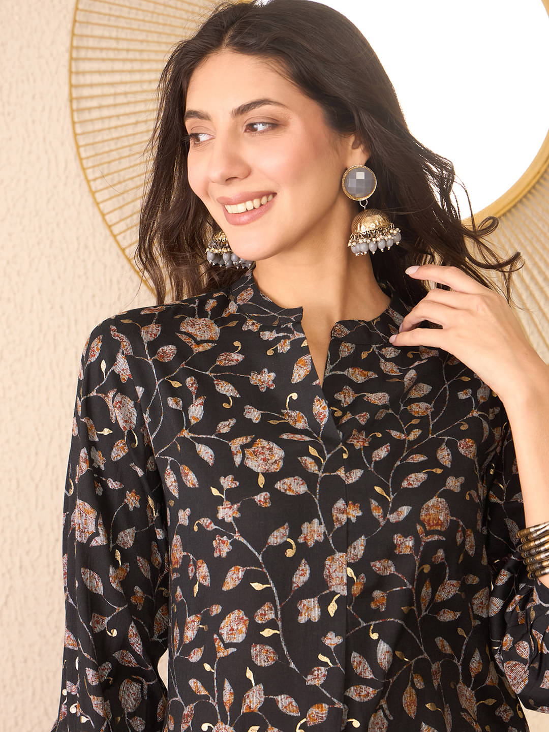 Vaamsi Women's Cotton Blend Regular Top ( Black )     			Vaamsi Women's Cotton Blend Regular Top ( Black )
