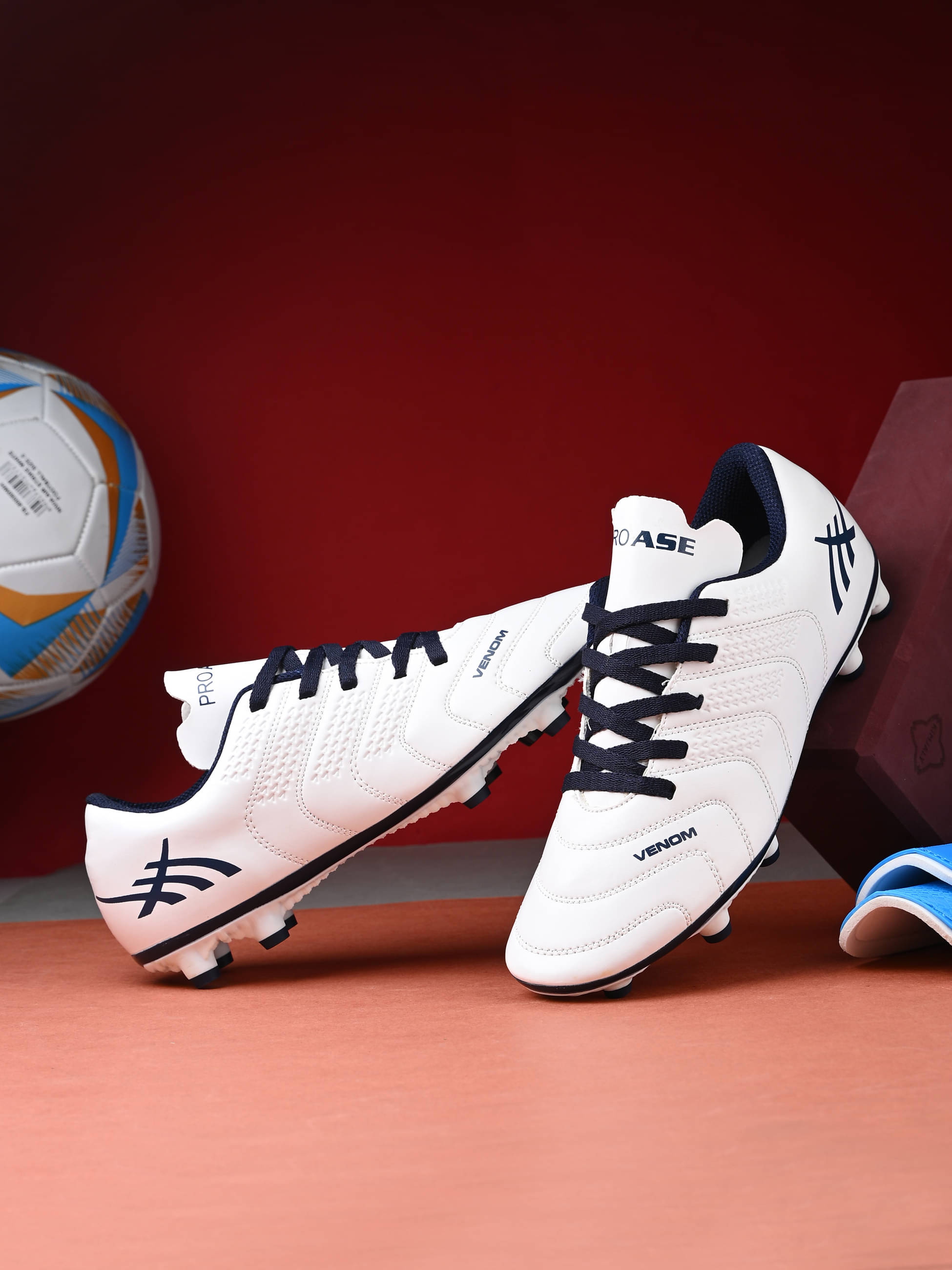     			ASE SPORT SHOE White Football Shoes