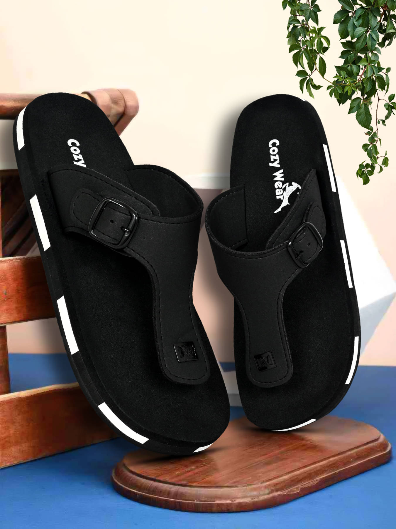     			BEE U NIK Black Men's Thong Flip Flop