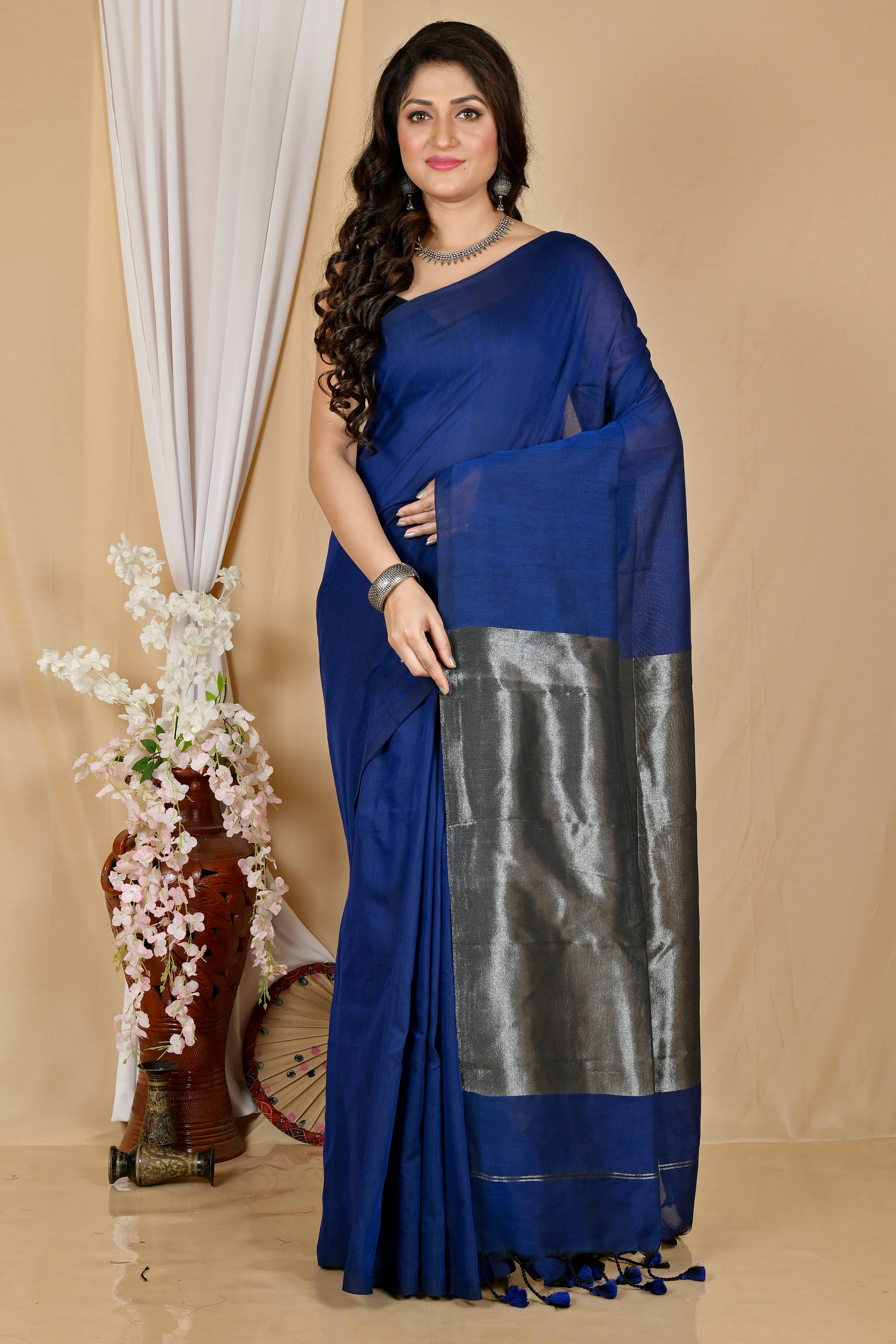 BRYNBRIT Cotton Blend Embellished Saree With Unstitched Blouse Piece ( Blue ) BRYNBRIT Cotton Blend Embellished Saree With Unstitched Blouse Piece ( Blue )