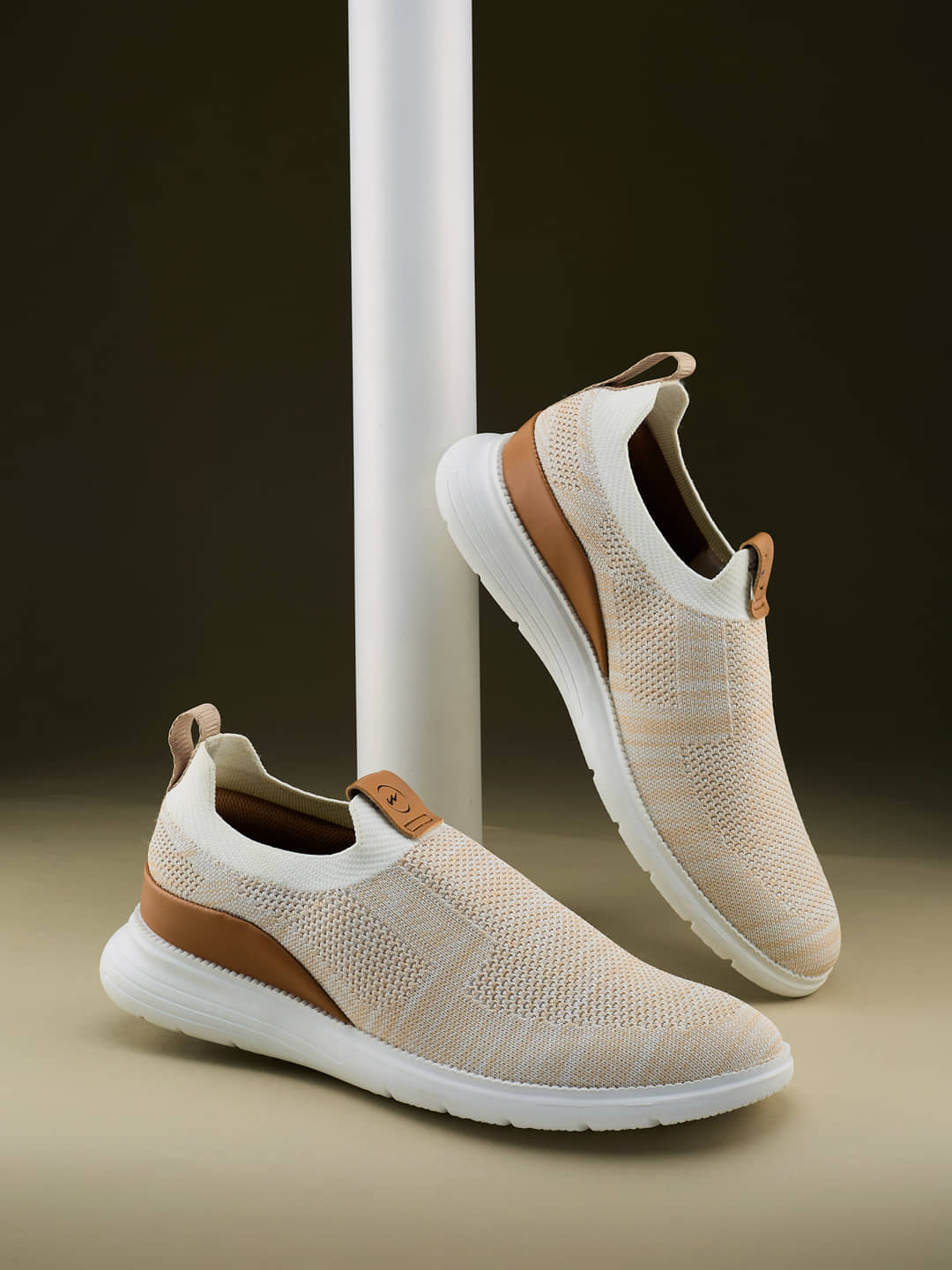 Campus CHALK Off White Men's Sneakers - Casual Shoes | Buy online on ZillyBuy