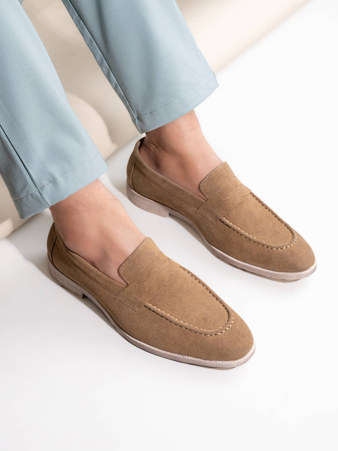     			Fentacia Beige Men's Korean Shoes