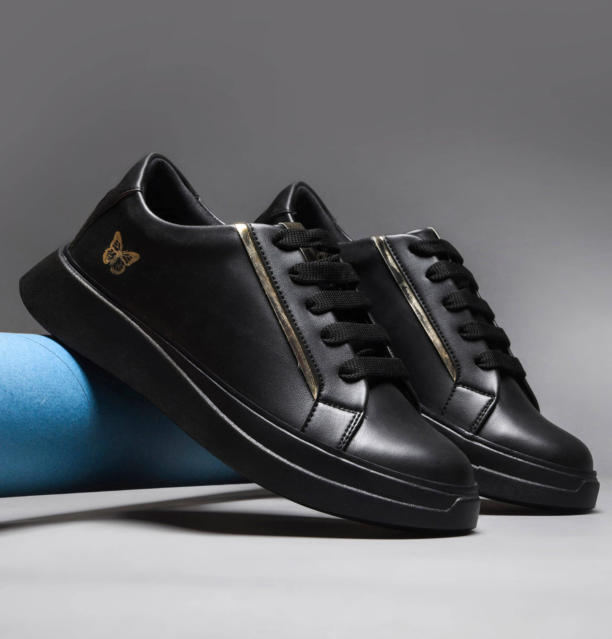     			JM Looks Black Women's Sneakers