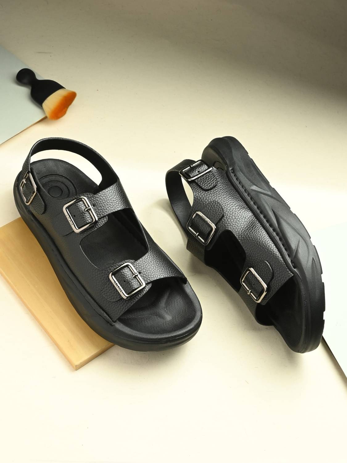     			Rising Wolf - Black Men's Sandals