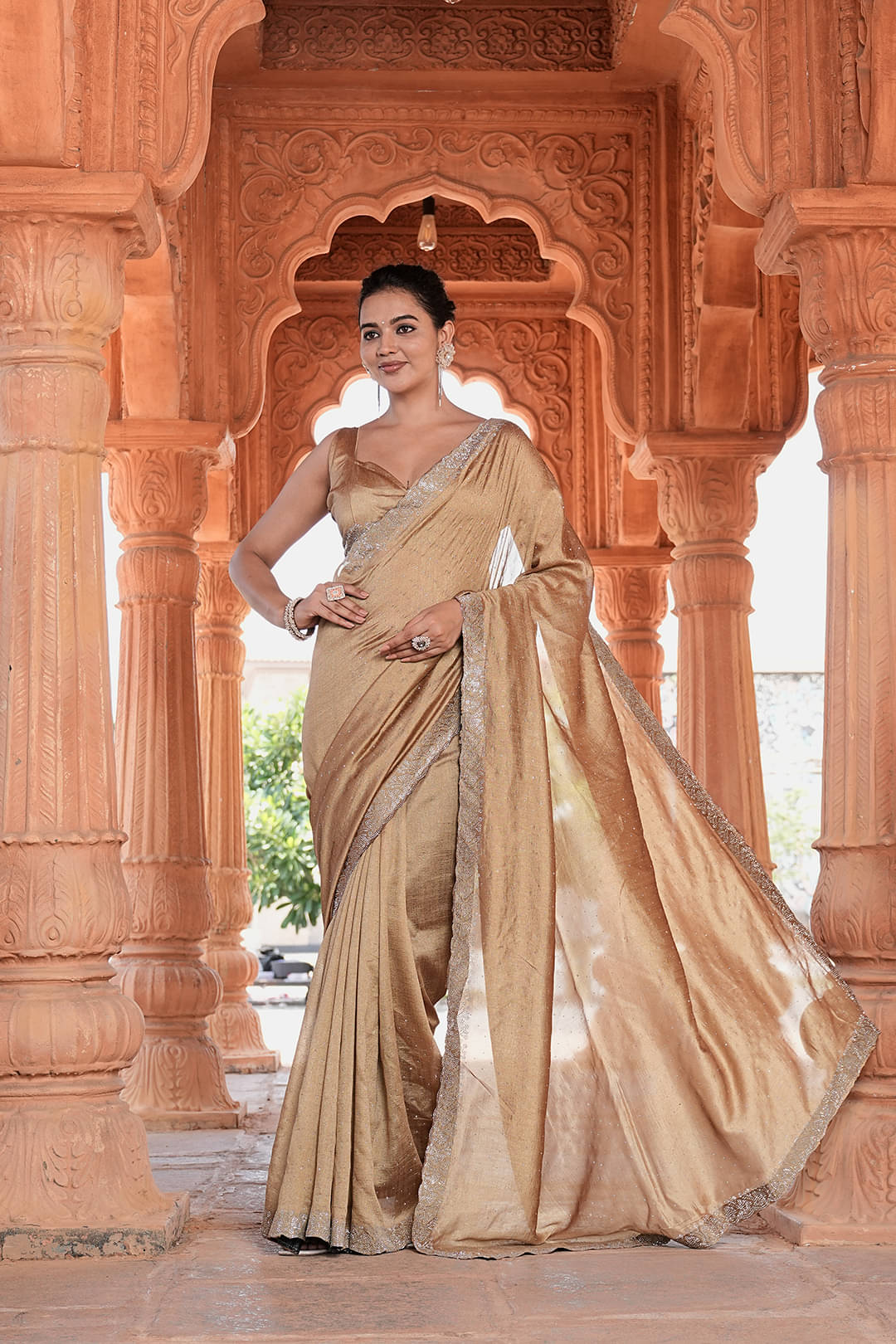 Sanwariya Silks Silk Blend Embellished Jamdani Saree With Unstitched Blouse Piece ( Brown ) Sanwariya Silks Silk Blend Embellished Jamdani Saree With Unstitched Blouse Piece ( Brown )