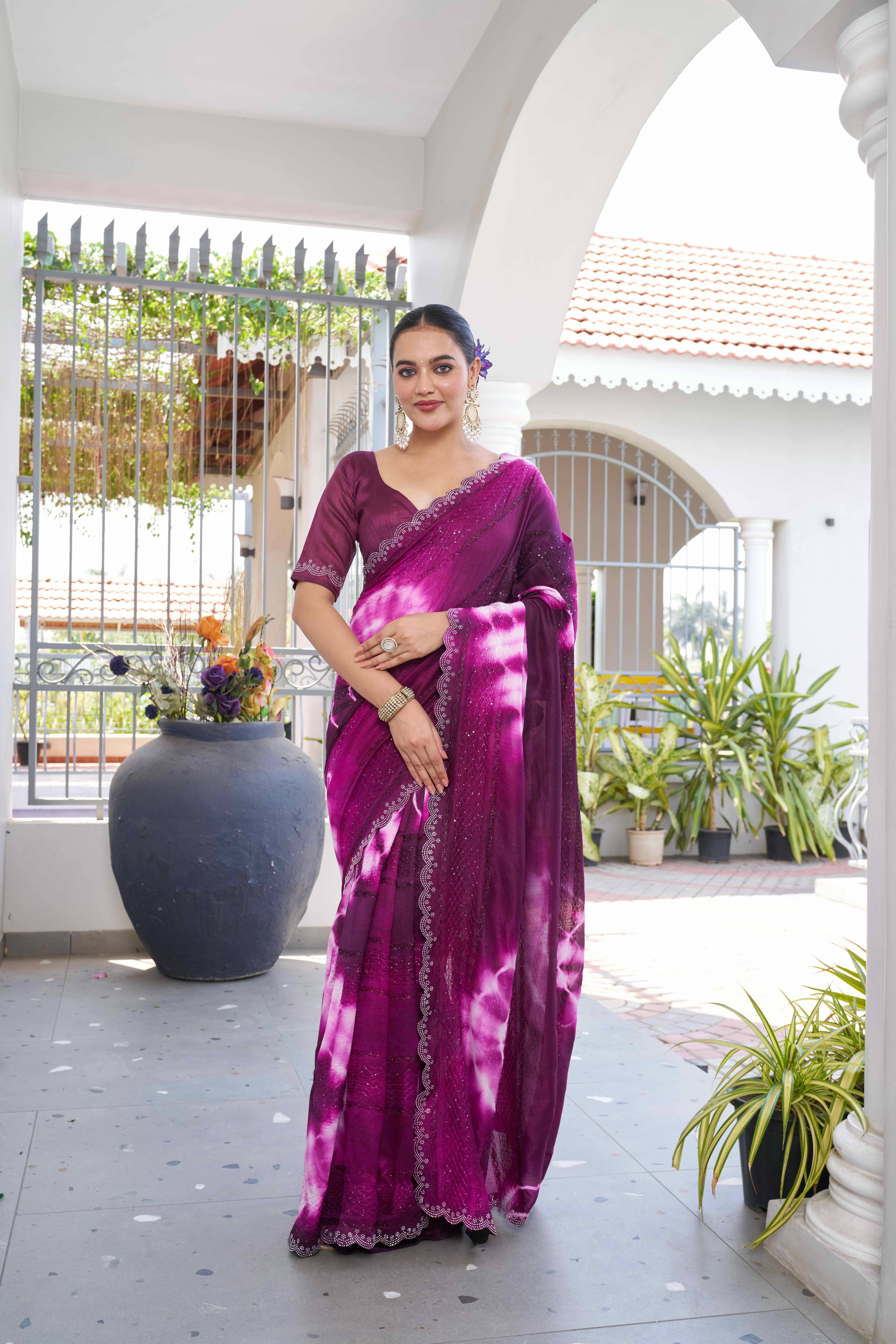 Sanwariya Silks Silk Blend Printed Kasavu Saree With Unstitched Blouse Piece ( Purple ) Sanwariya Silks Silk Blend Printed Kasavu Saree With Unstitched Blouse Piece ( Purple )