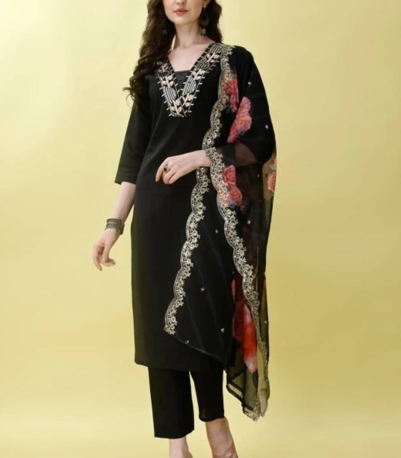 Shree Aksharam Trends Women Silk Blend Printed Straight Kurti With Palazzo ( Black )     			Shree Aksharam Trends Women Silk Blend Printed Straight Kurti With Palazzo ( Black )