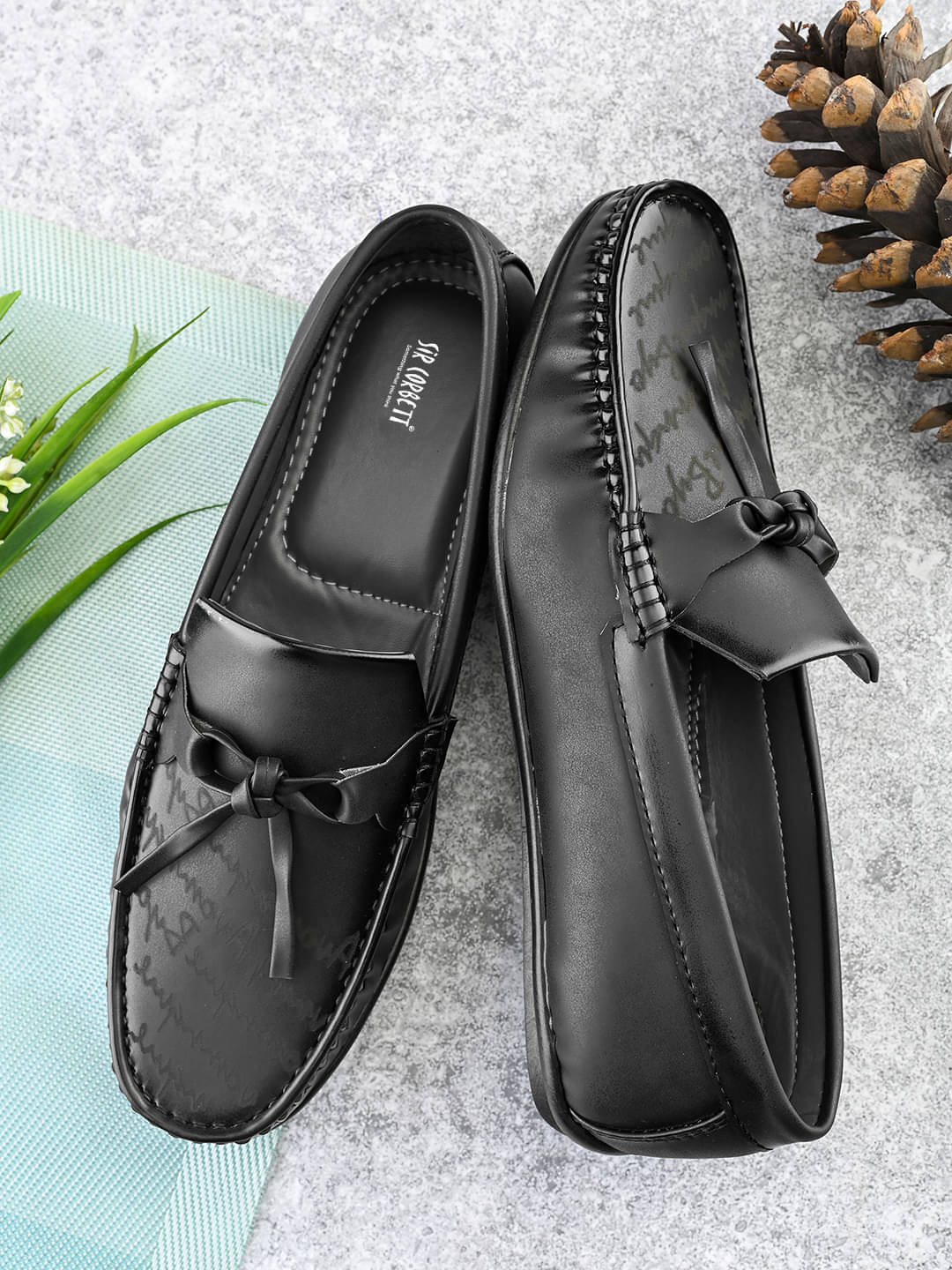     			Sir Corbett Black Men's Slip on
