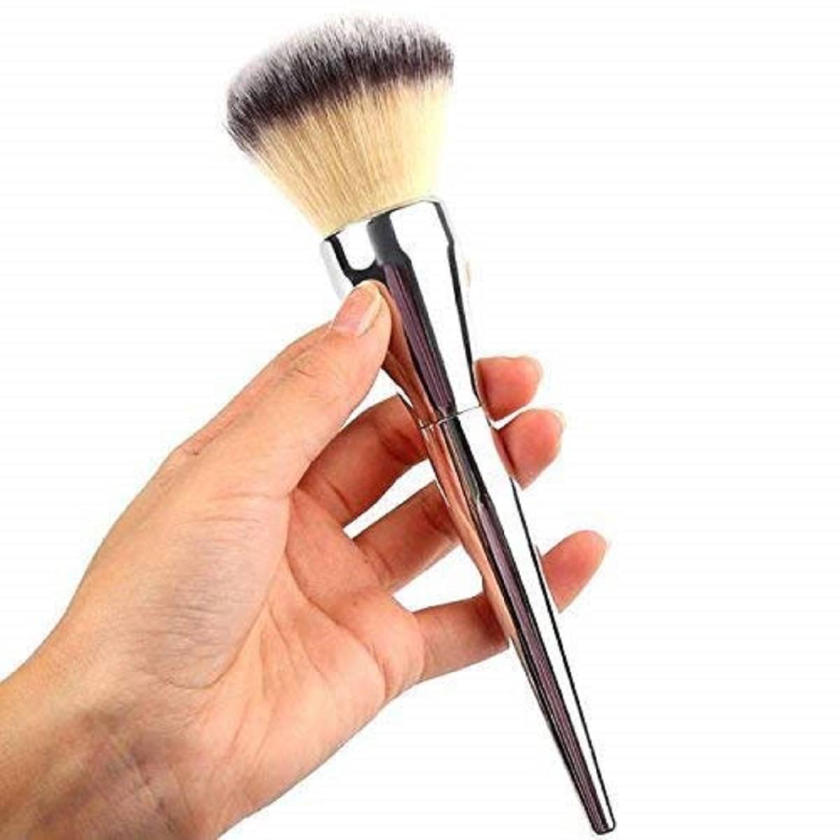 K.Y.L. Plus Foundation Brush 1 Pcs 100 g K.Y.L. Plus Foundation Brush 1 Pcs 100 g