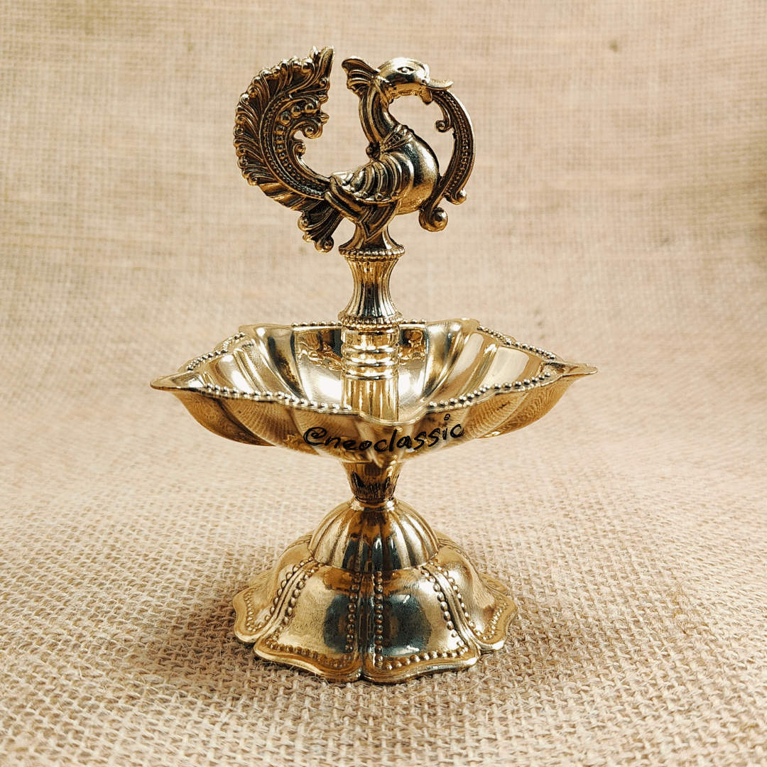     			Neo Classic Diya Deepak Brass (Set of 1 pc) ( Pack of 1 )