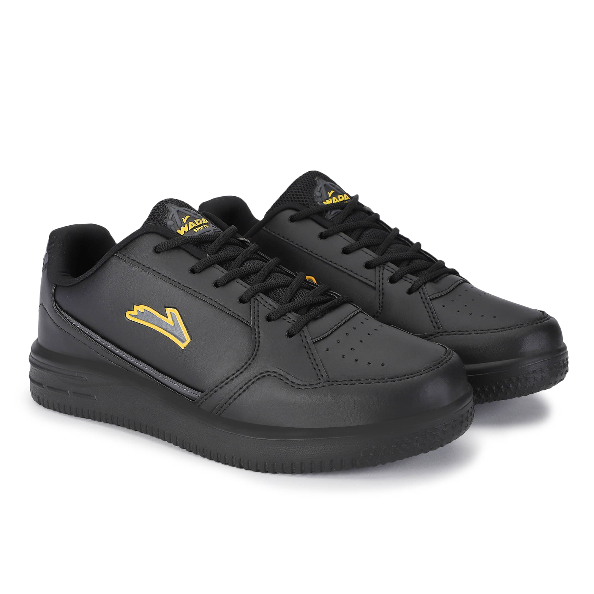     			WADA CRAWFORD Black Men's Sneakers