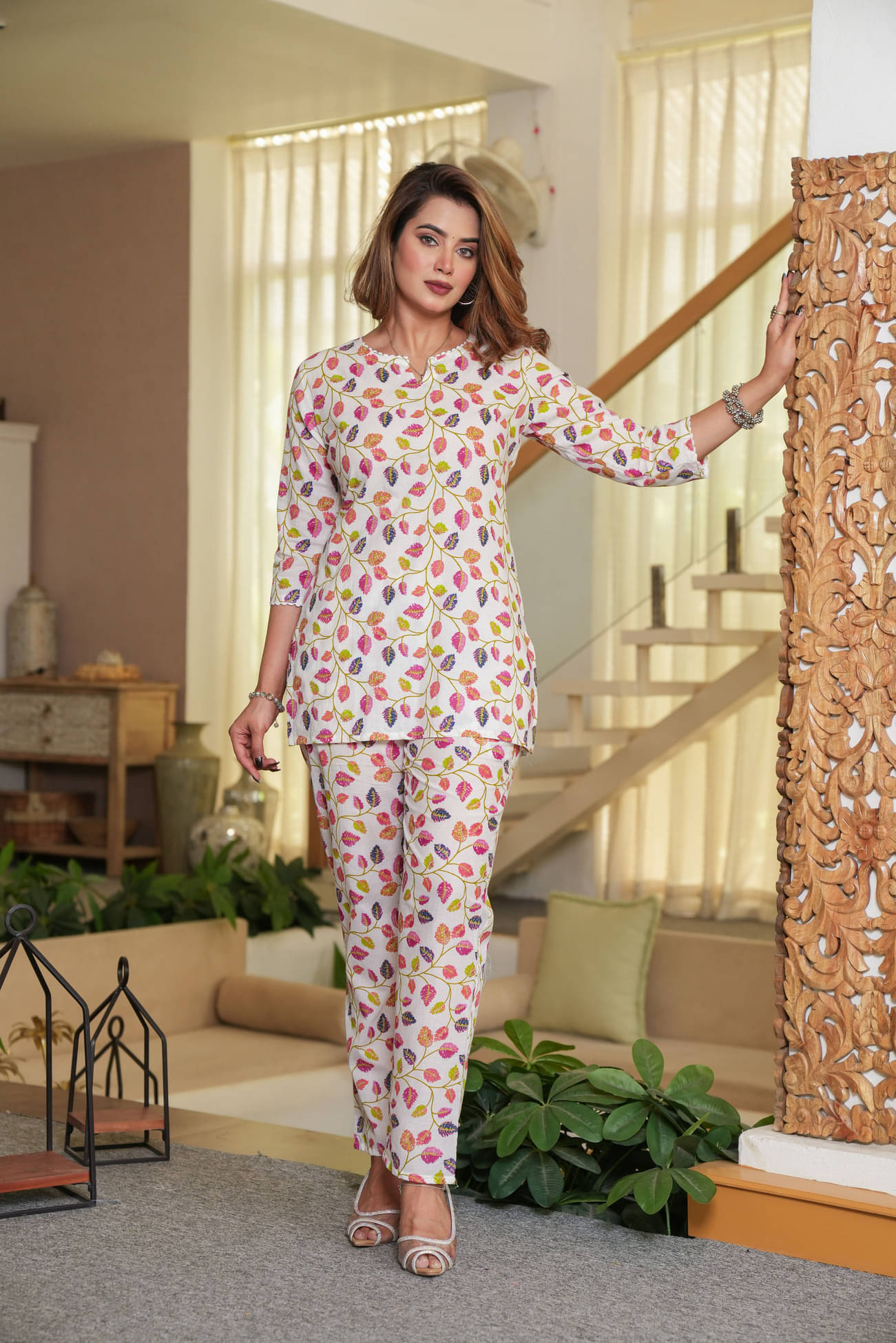 Angvarnika Women Printed Top With Trousers Co-Ord Set ( White,Multicolor ) Angvarnika Women Printed Top With Trousers Co-Ord Set ( White,Multicolor )
