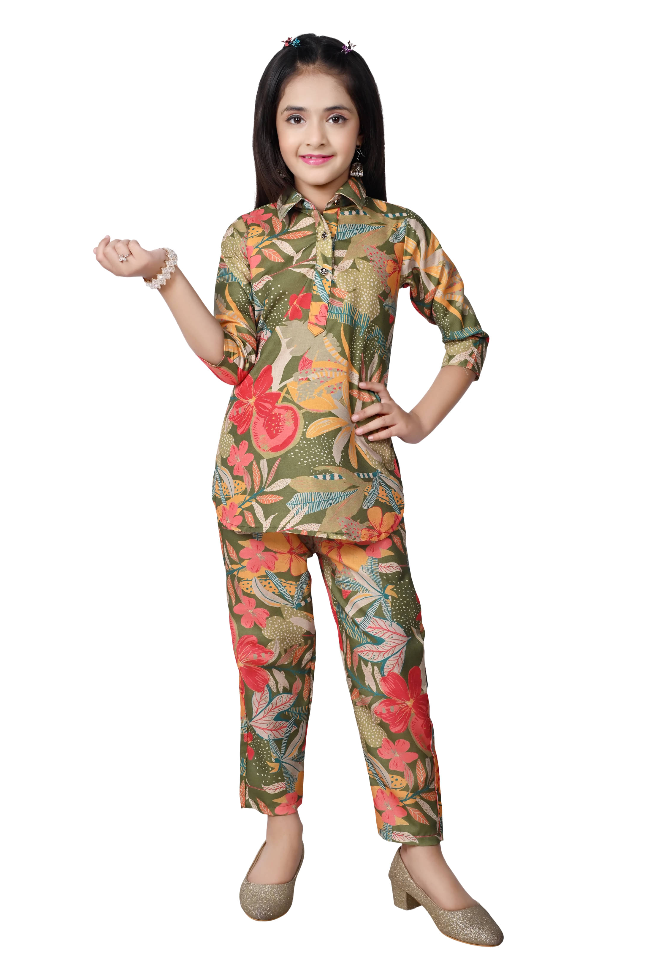     			Arshia Fashions Pack of 1 Girls Cotton Blend Shirt & Pant ( Green )