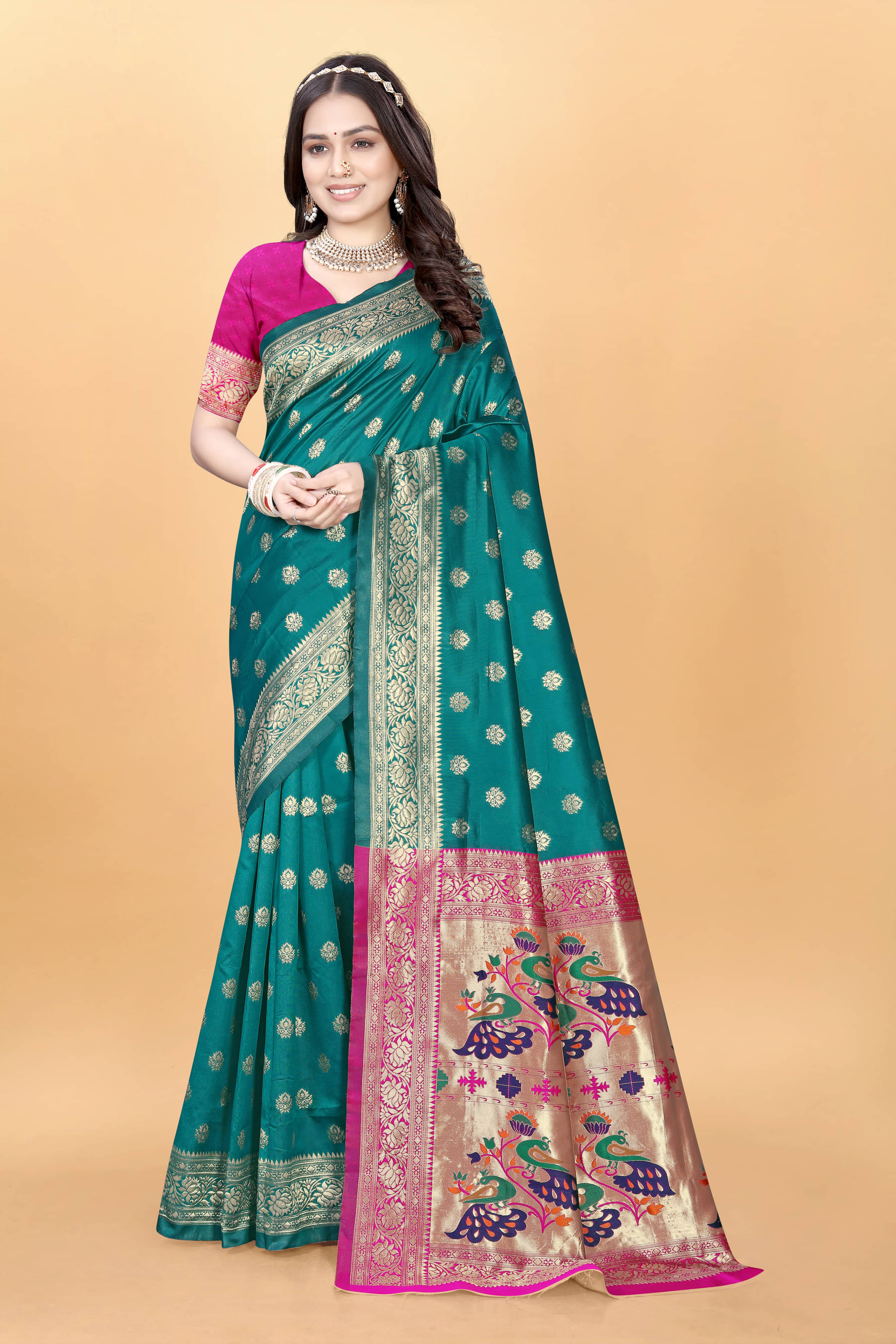     			DHAYNA AND REEWA FASHION Jacquard Woven Banarasi saree With Unstitched Blouse Piece ( Rama )