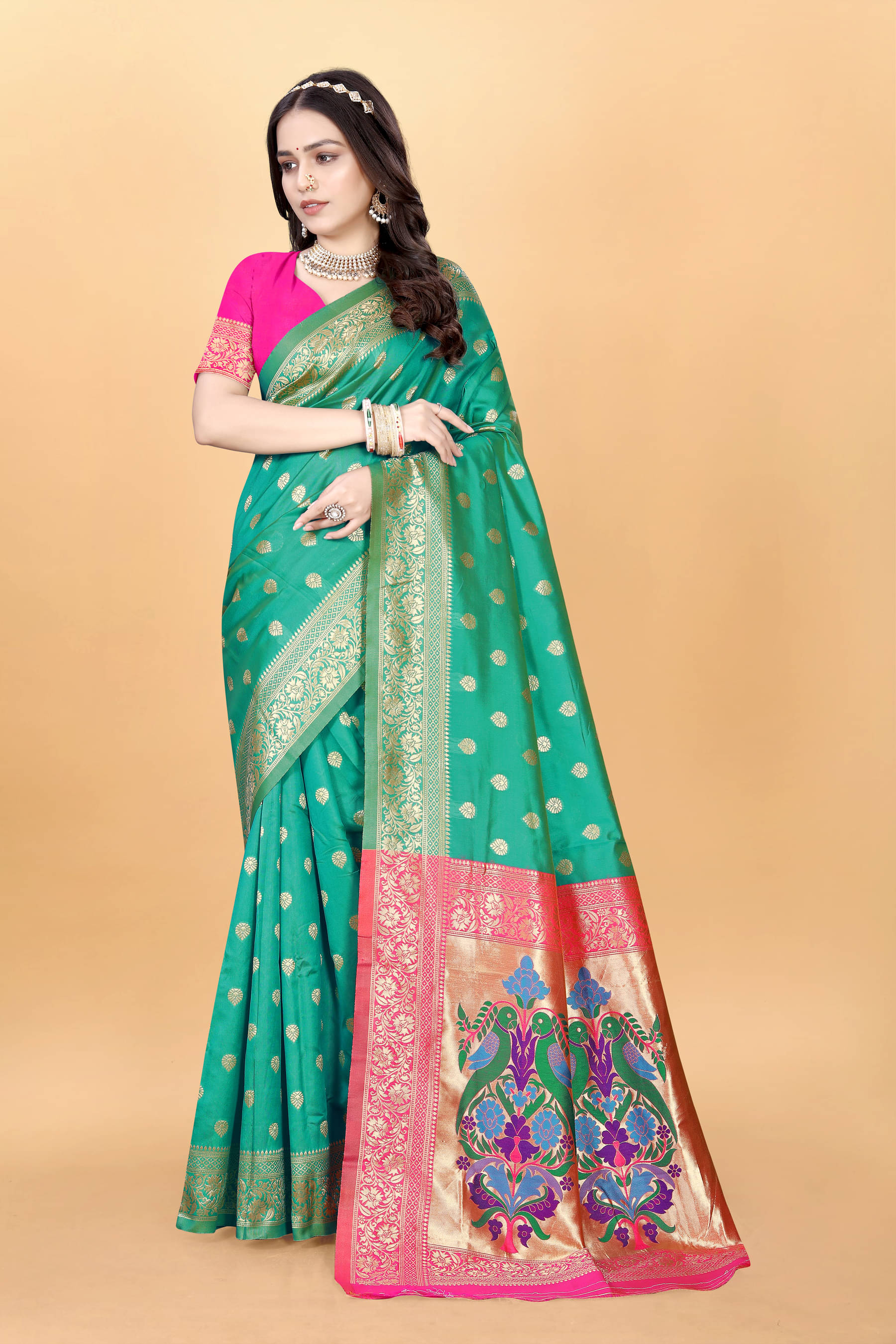     			DHAYNA AND REEWA FASHION Organza Woven Kanjeevaram Sarees With Unstitched Blouse Piece ( Light Green )