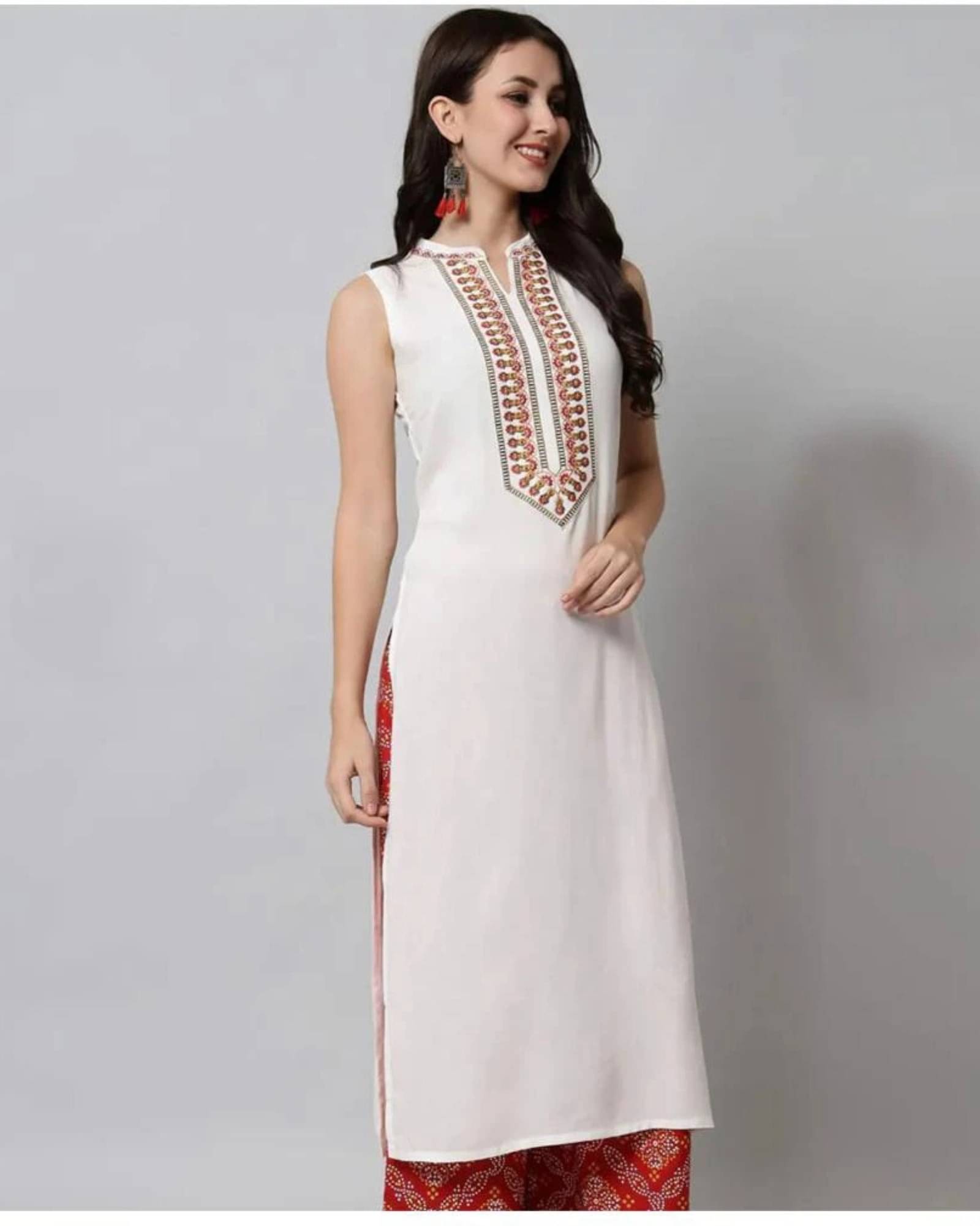     			Emica Women Viscose Rayon Embroidered Straight Kurti ( White )