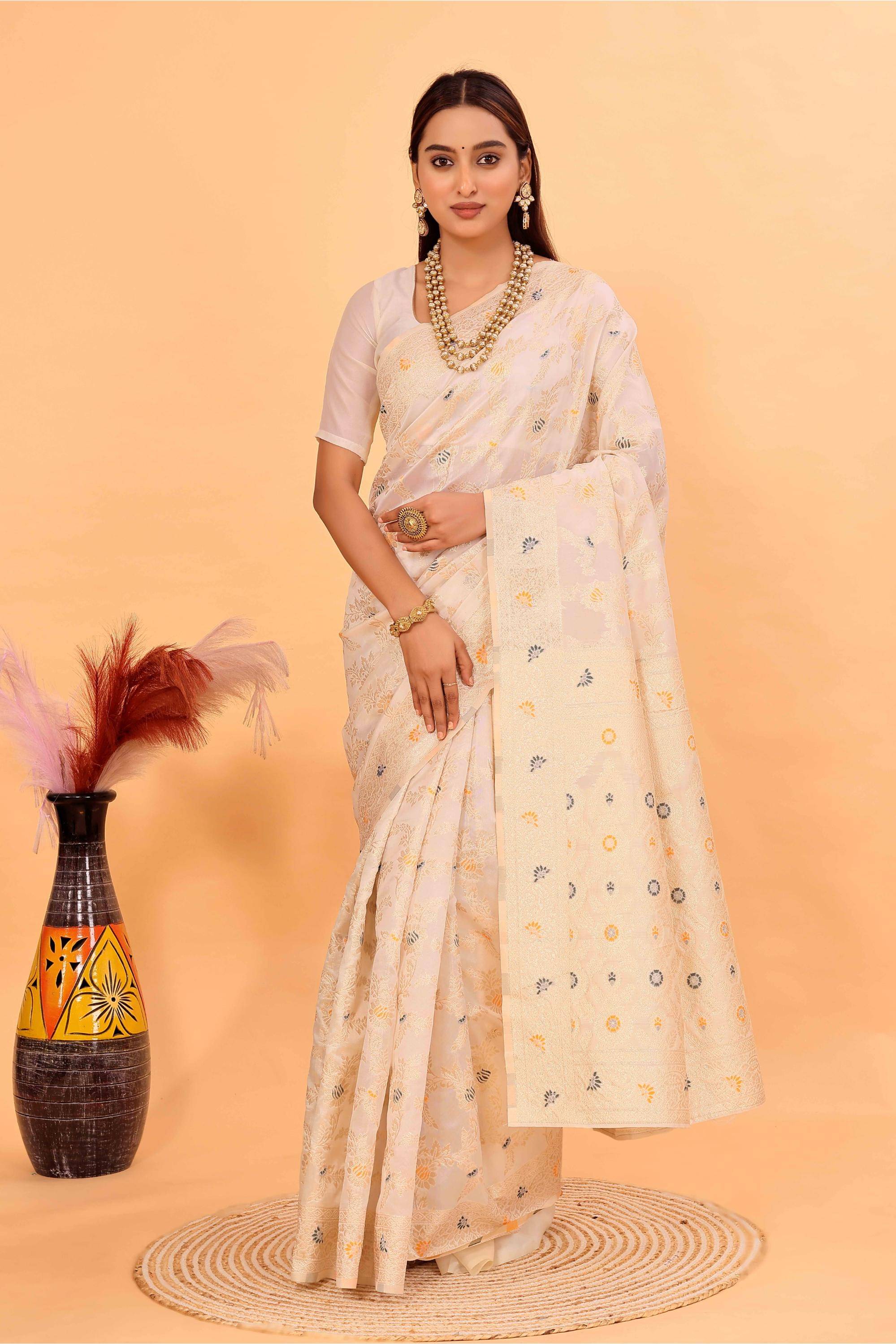 Samai Silk Embroidered Kanjeevaram Sarees With Unstitched Blouse Piece ( White ) Samai Silk Embroidered Kanjeevaram Sarees With Unstitched Blouse Piece ( White )