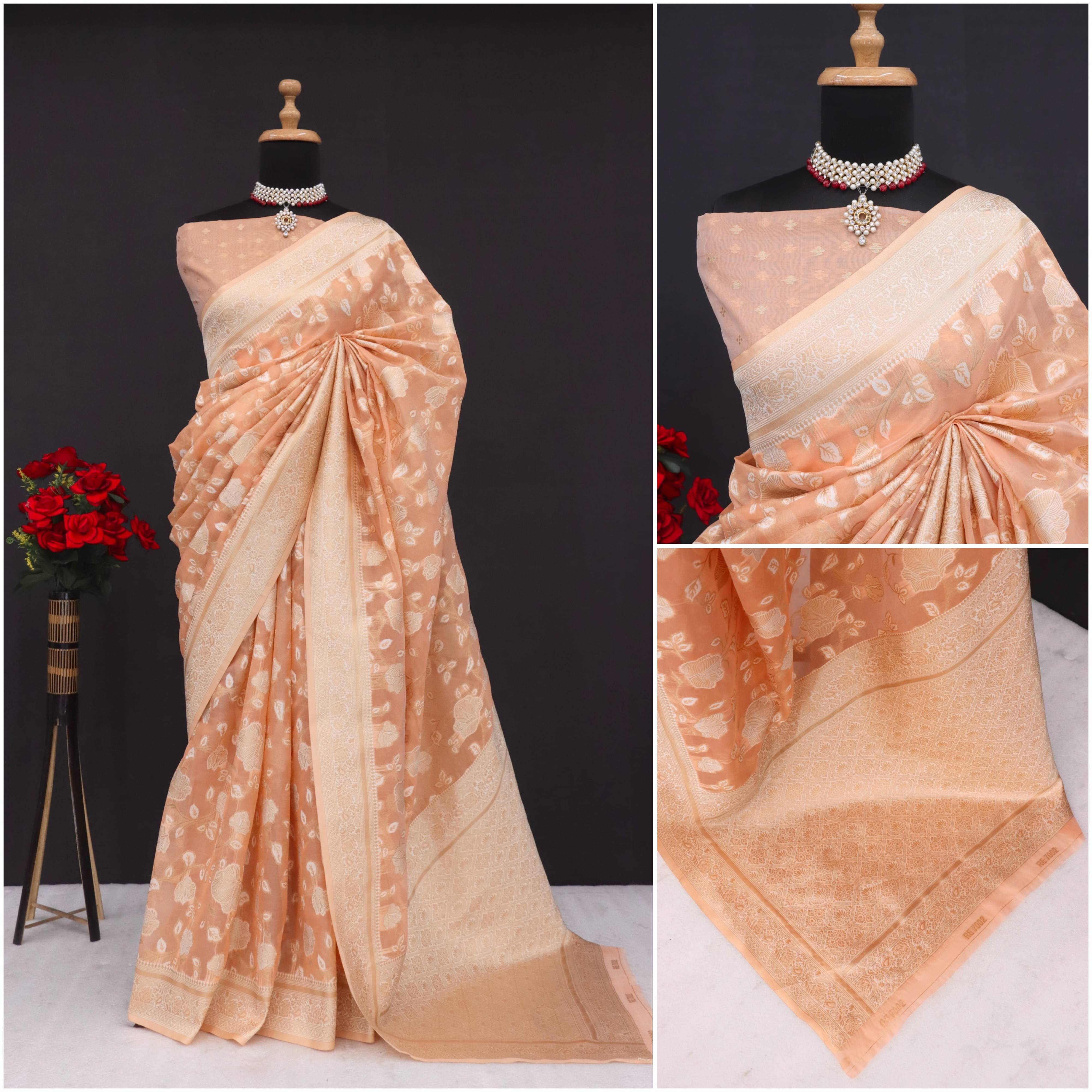     			Sanjana Silks Tissue Embellished Maheshwari Saree With Unstitched Blouse Piece ( Peach )