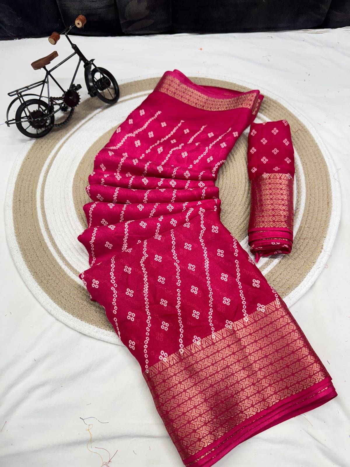     			Sanwariya Silks Cotton Silk Printed Bandhani Sarees With Unstitched Blouse Piece ( Pink )