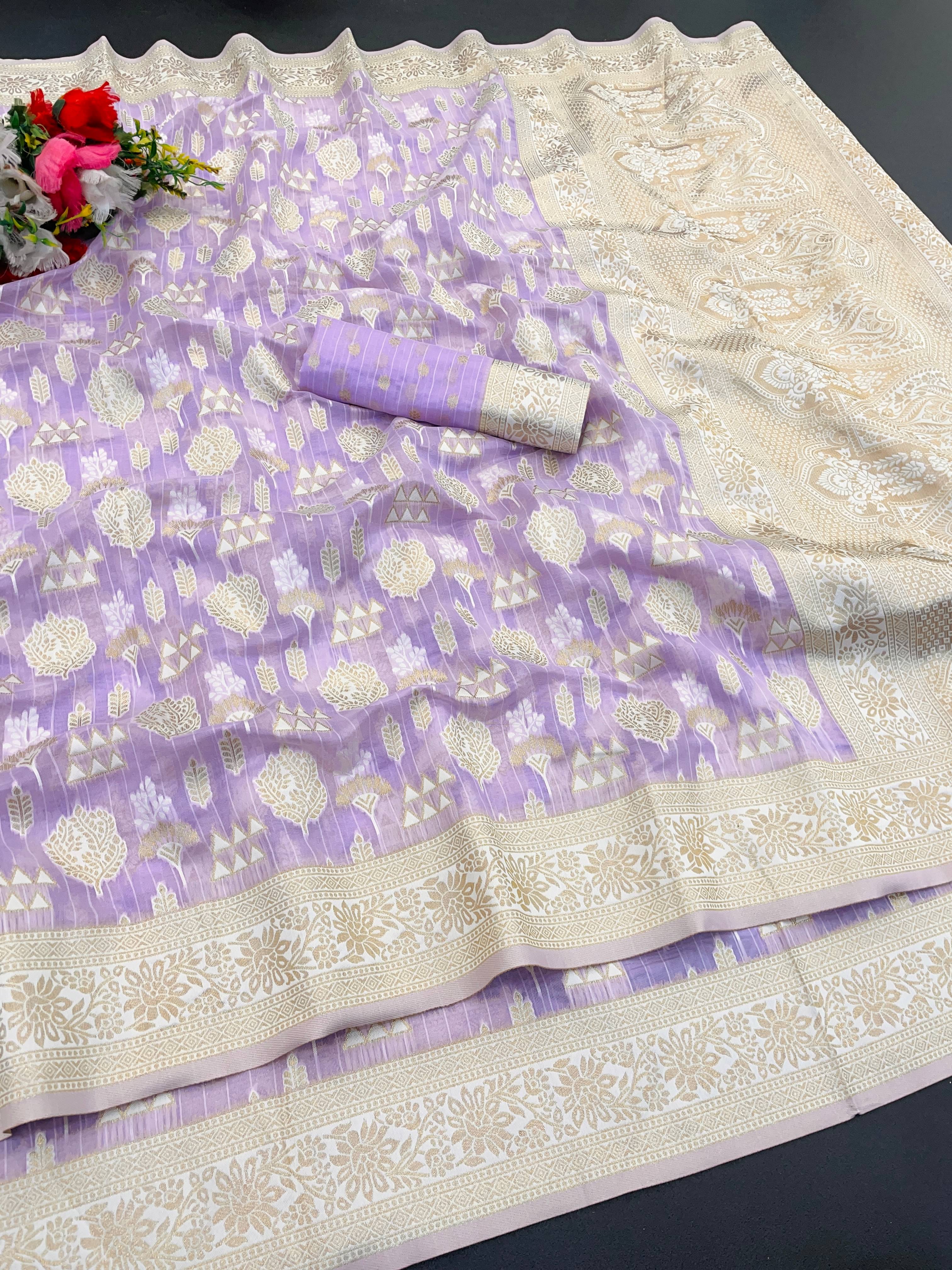 Sitanjali Tissue Printed Maheshwari Saree With Unstitched Blouse Piece ( Lavender ) Sitanjali Tissue Printed Maheshwari Saree With Unstitched Blouse Piece ( Lavender )