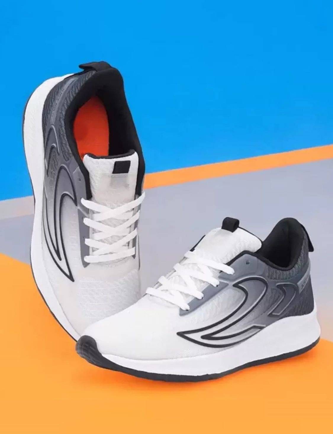    			Stunt White Men's Boat Shoes