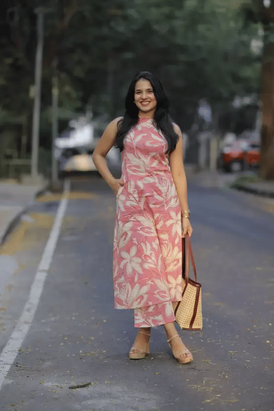 YAGNIK FASHION Women Cotton Printed Straight Kurti With Pants ( Pink )