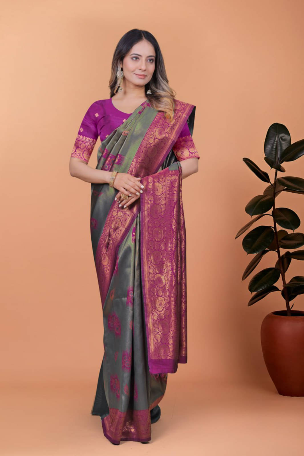 kastbhanjan Silk Embroidered Banarasi saree With Unstitched Blouse Piece ( Grey,Green,Maroon ) kastbhanjan Silk Embroidered Banarasi saree With Unstitched Blouse Piece ( Grey,Green,Maroon )
