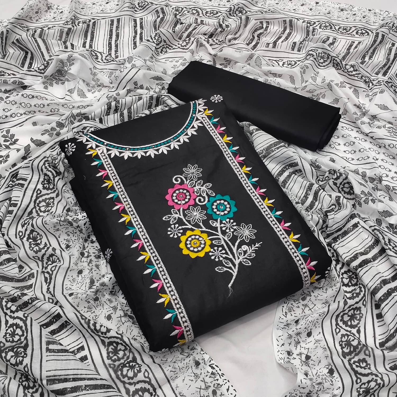     			A TO Z CART Women Cotton Unstitched Dress Material ( Black )