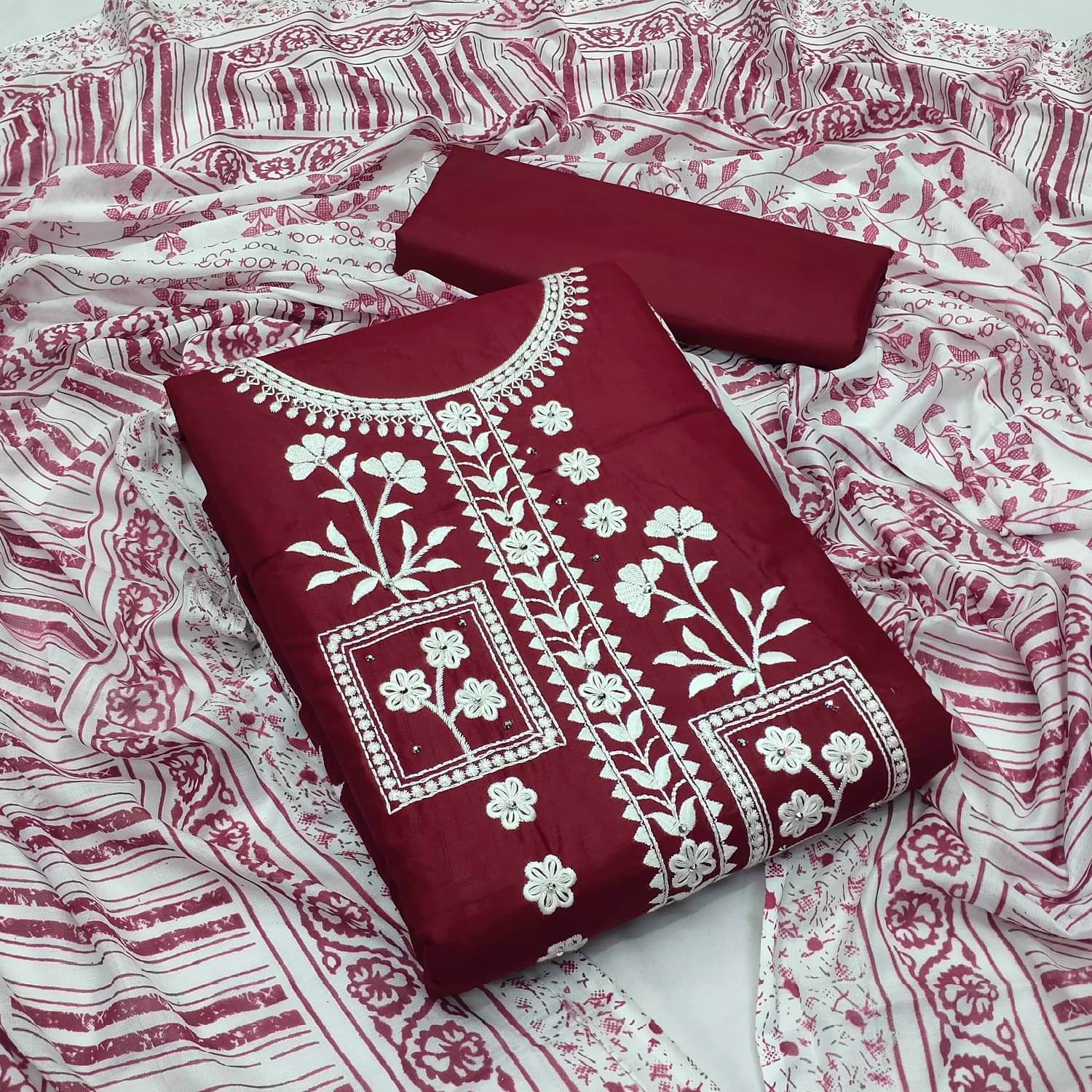 A TO Z CART Women Cotton Unstitched Dress Material ( Red ) A TO Z CART Women Cotton Unstitched Dress Material ( Red )