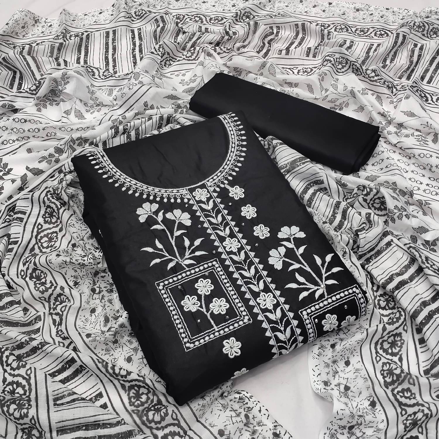     			KV Fashion Women Cotton Unstitched Dress Material ( Black )