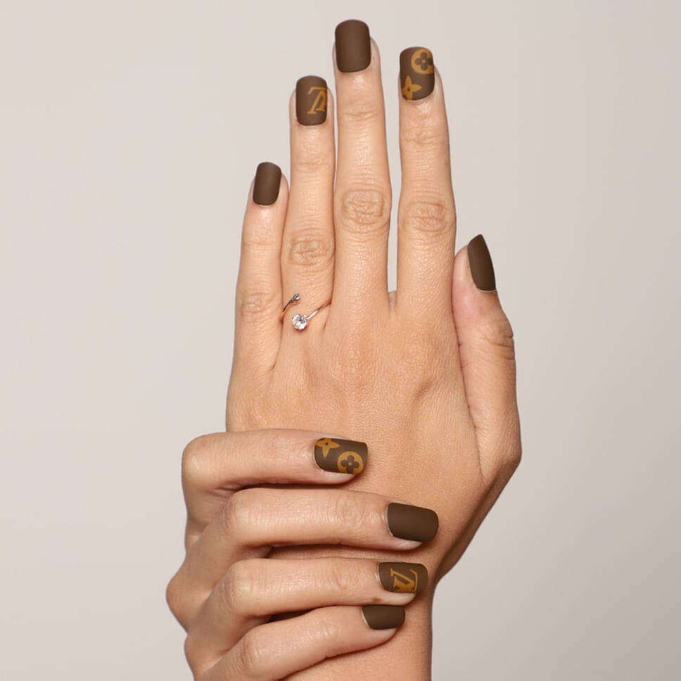     			Lick Artificial Nails Set Matte Brown Matte Chocolate Brown (Pack of 12)