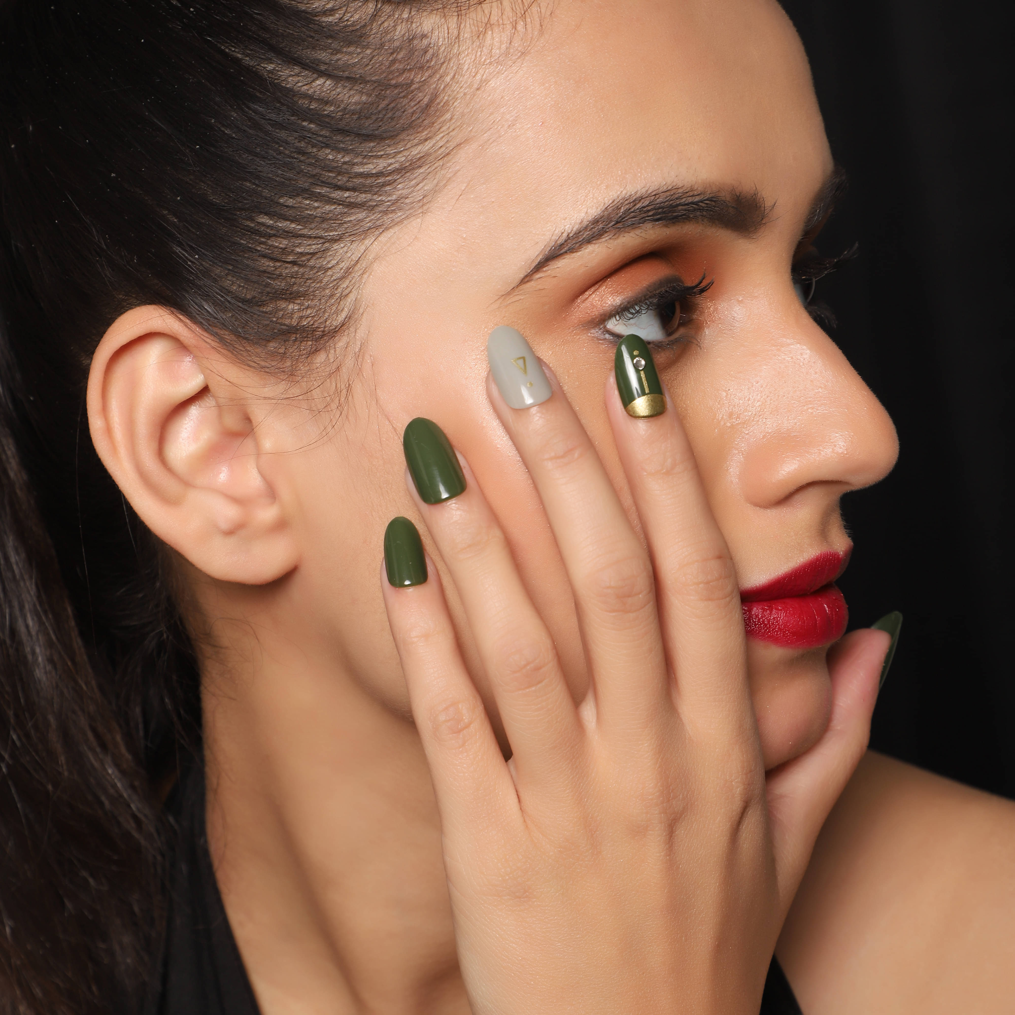 Lick Artificial Nails and 30 Pcs Green French Acrylic Nail     			Lick Artificial Nails and 30 Pcs Green French Acrylic Nail