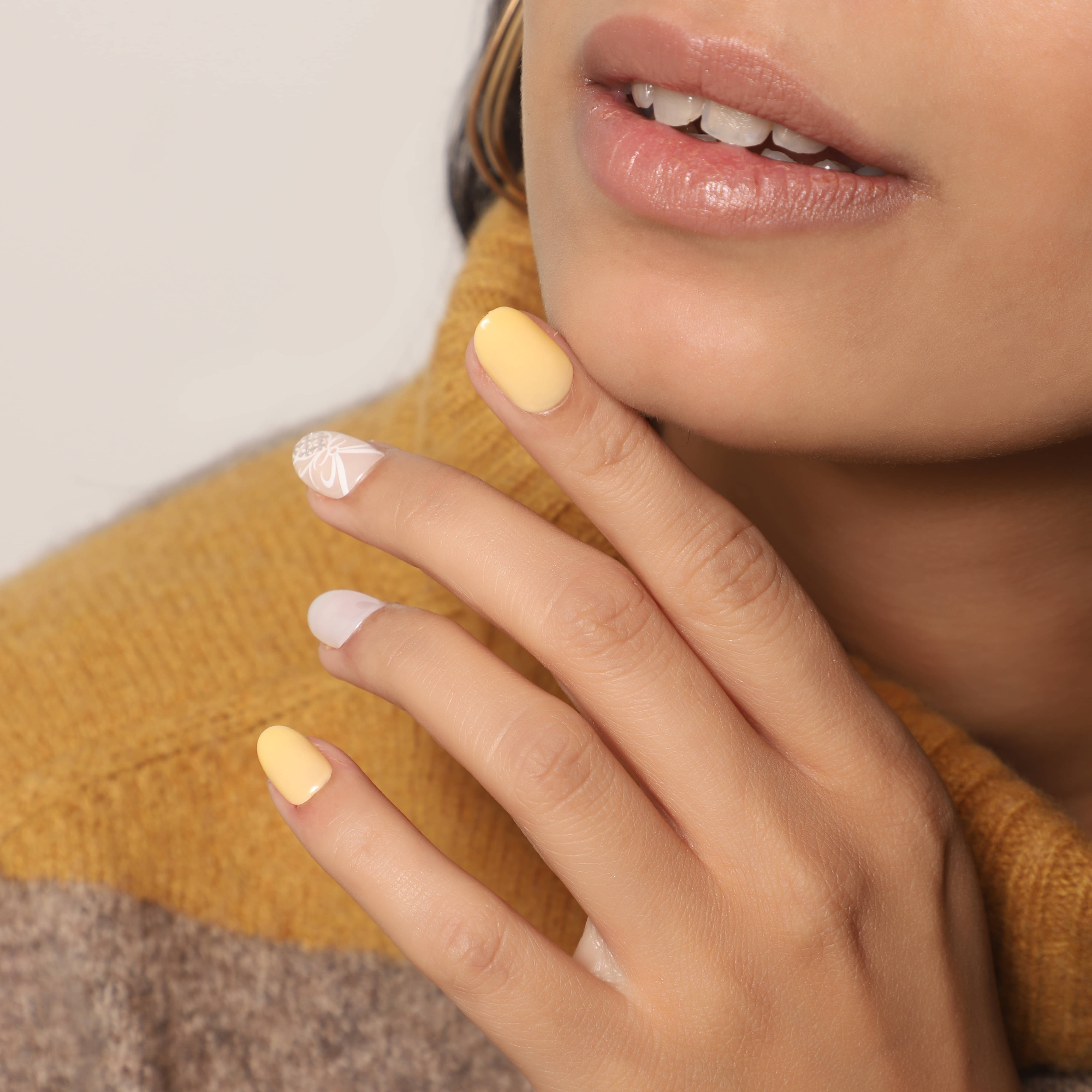 Lick Artificial Nails Set Glossy Yellow Yellow (Pack of 30)     			Lick Artificial Nails Set Glossy Yellow Yellow (Pack of 30)