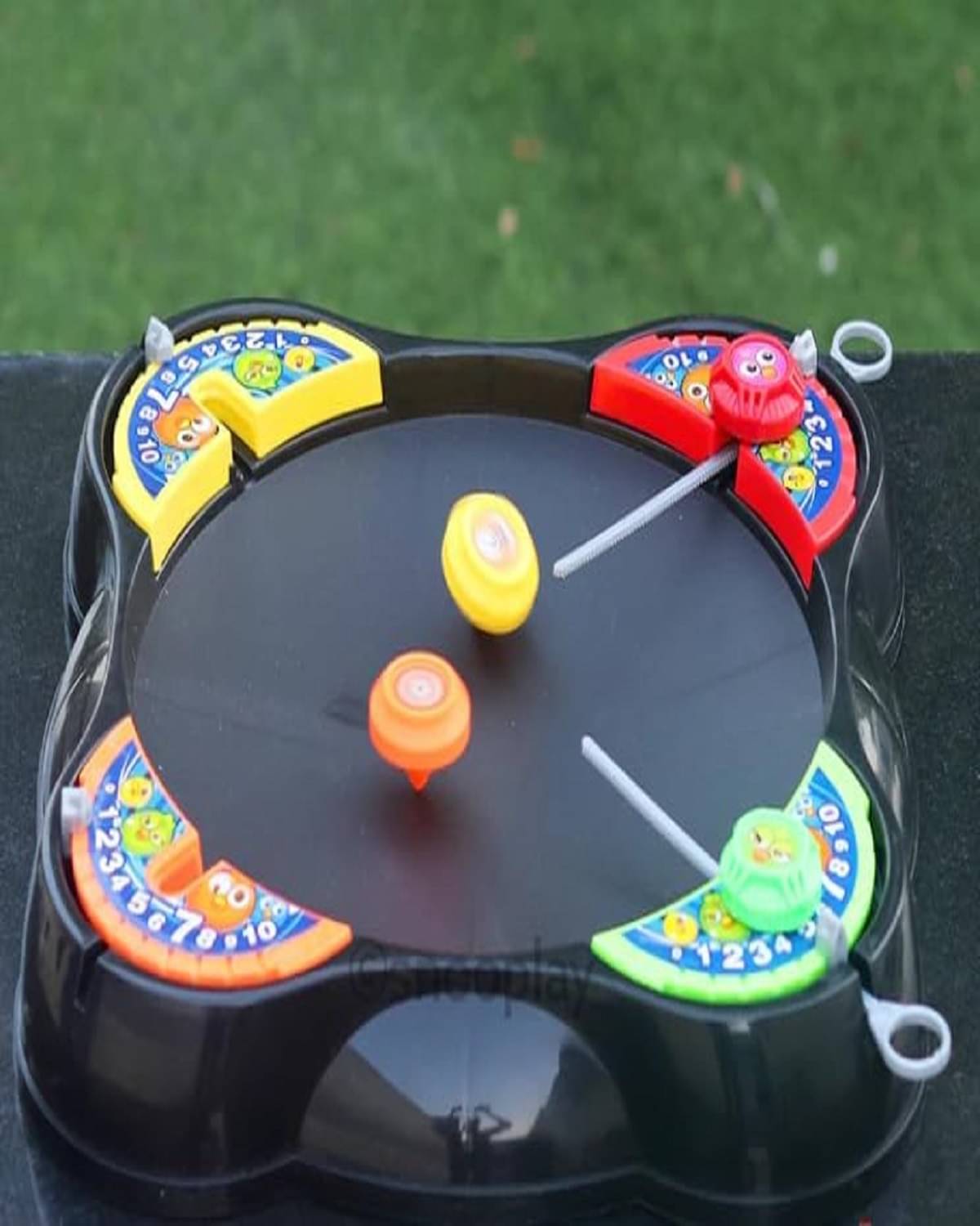 OLIFIN 2 Players Spinning Battle Top Game with 2 Launchers, 2 Spinning Top Toys with Classic Super Disk, Spinners, and Launchers for Kids of 3+ Years, (Pack of 1, Multicolor) Pack of 1 OLIFIN 2 Players Spinning Battle Top Game with 2 Launchers, 2 Spinning Top Toys with Classic Super Disk, Spinners, and Launchers for Kids of 3+ Years, (Pack of 1, Multicolor) Pack of 1