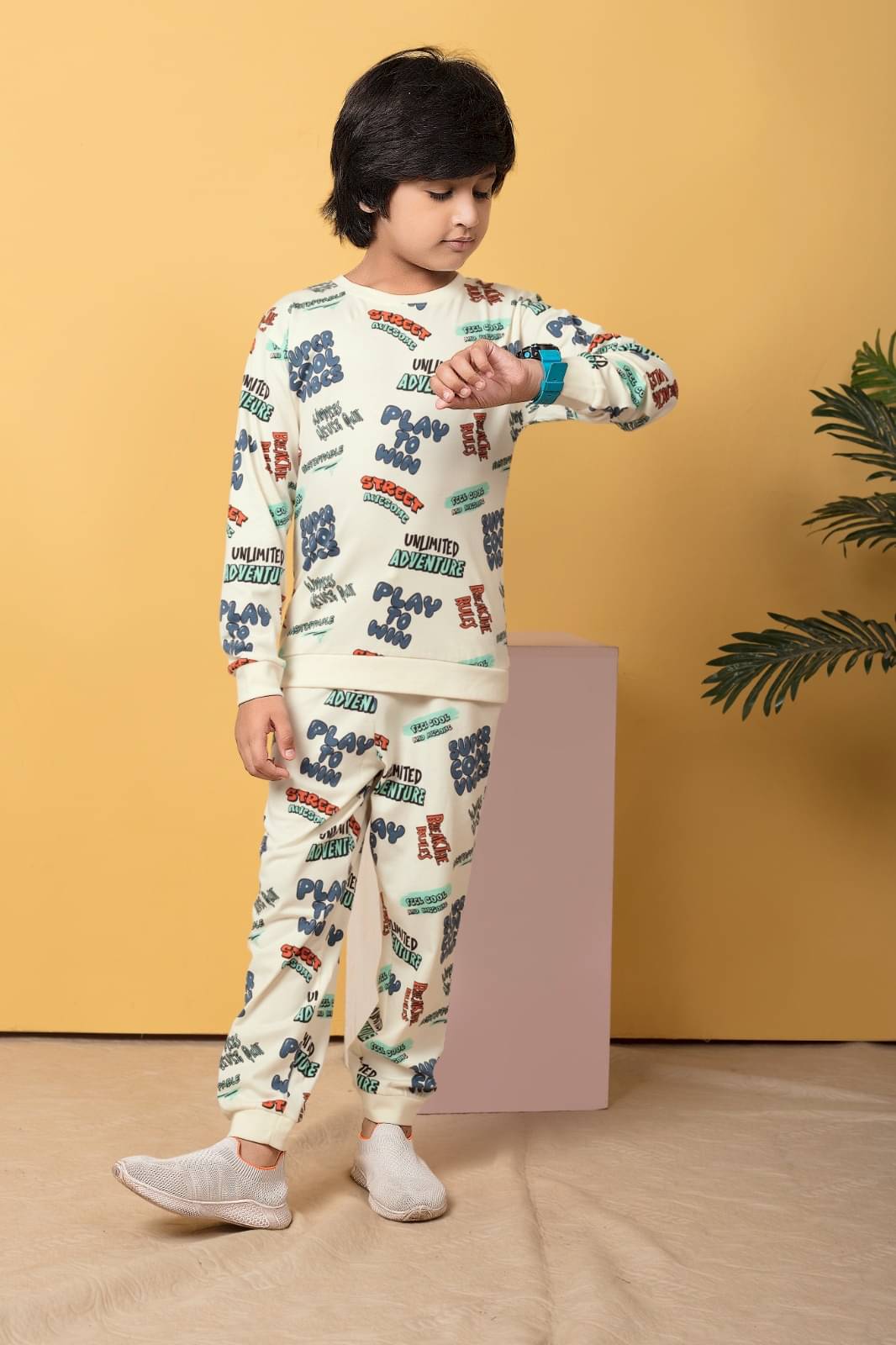     			PLUM TREE Pack of 2 Boys Cotton T-Shirt & Pants Set ( Off White )