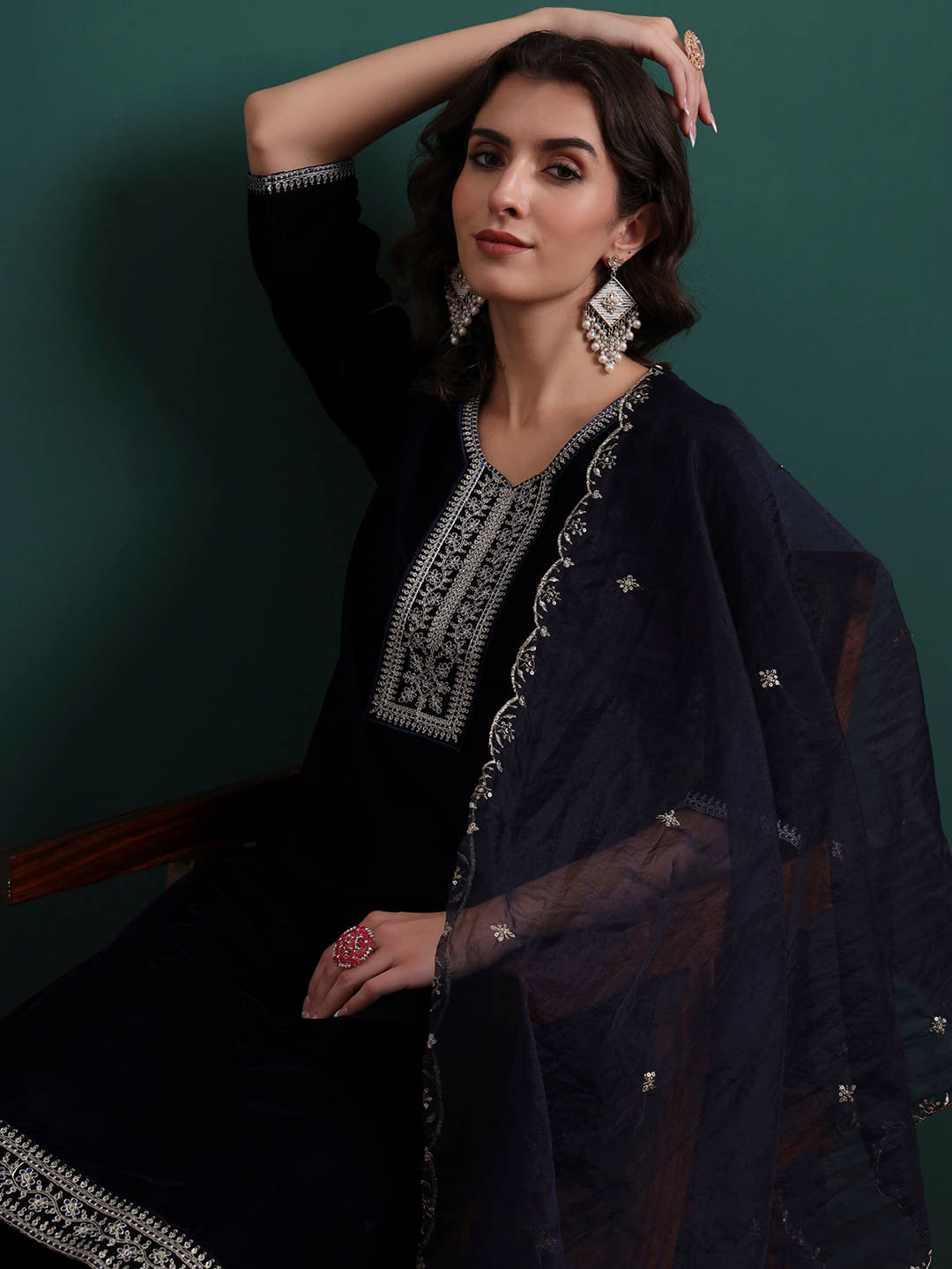 Royal Export Women Velvet Embroidered Straight Kurti With Salwar ( Black ) Royal Export Women Velvet Embroidered Straight Kurti With Salwar ( Black )