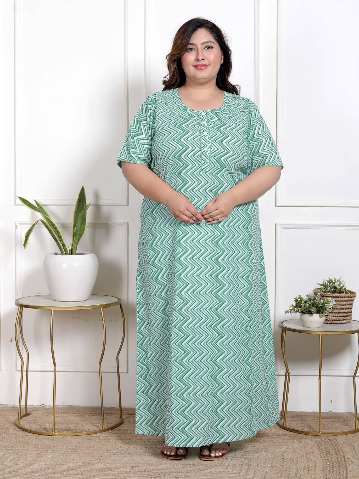     			Swasti Green Cotton Women's Nightwear Night Dress ( Pack of 1 )