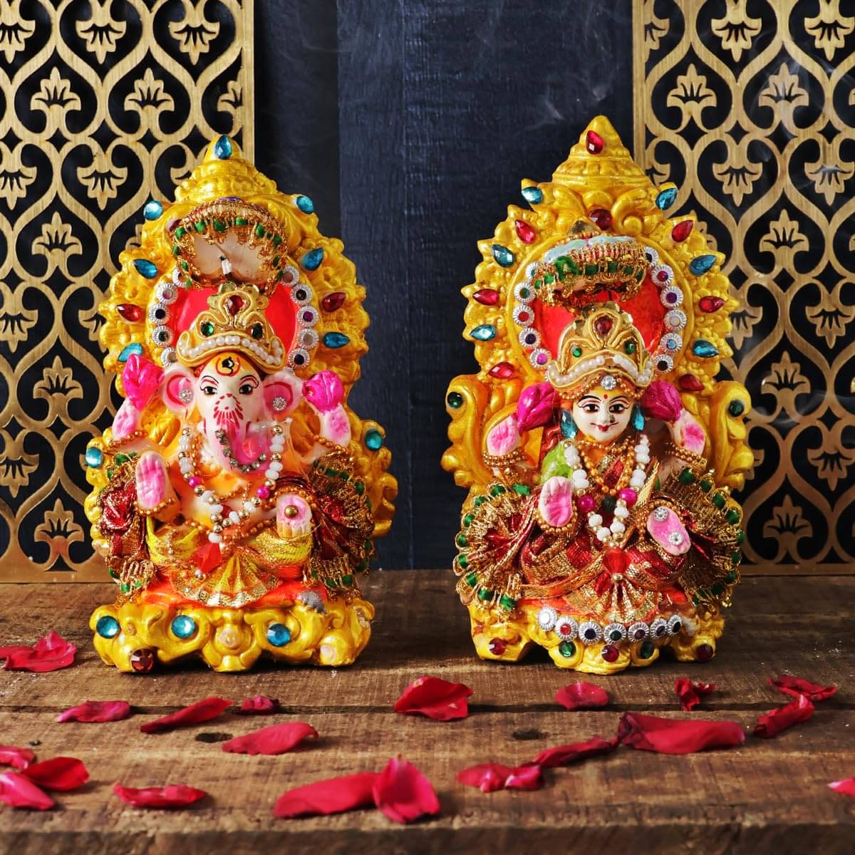 simonart and printing Terracotta Laxmi Ganesh Idol ( 8 cm ) simonart and printing Terracotta Laxmi Ganesh Idol ( 8 cm )