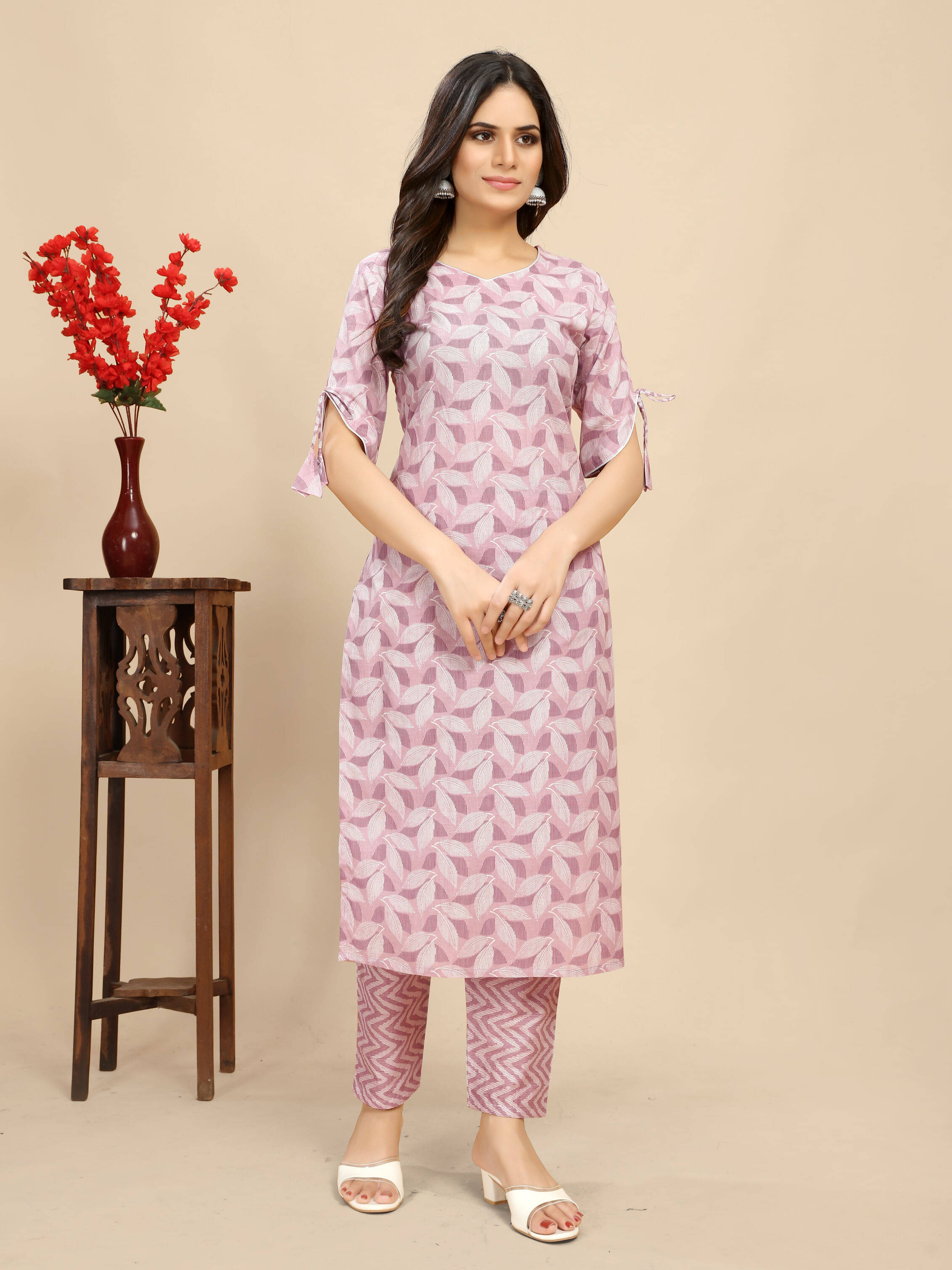 Fashionfricks Women Chanderi Cotton Printed Straight Kurti With Pants ( Pink ) Fashionfricks Women Chanderi Cotton Printed Straight Kurti With Pants ( Pink )