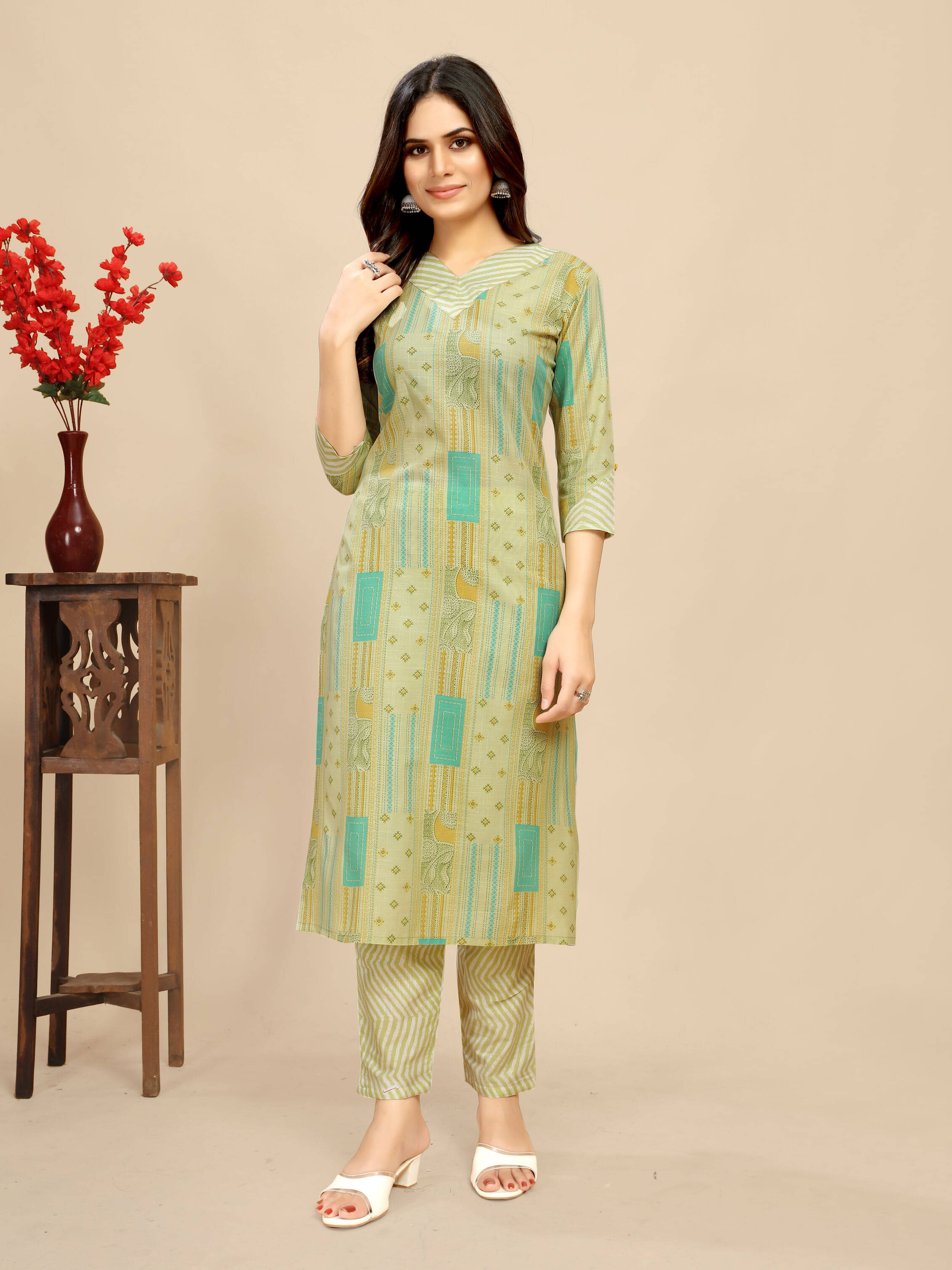 Fashionfricks Women Chanderi Cotton Printed Straight Kurti With Pants ( Olive ) Fashionfricks Women Chanderi Cotton Printed Straight Kurti With Pants ( Olive )