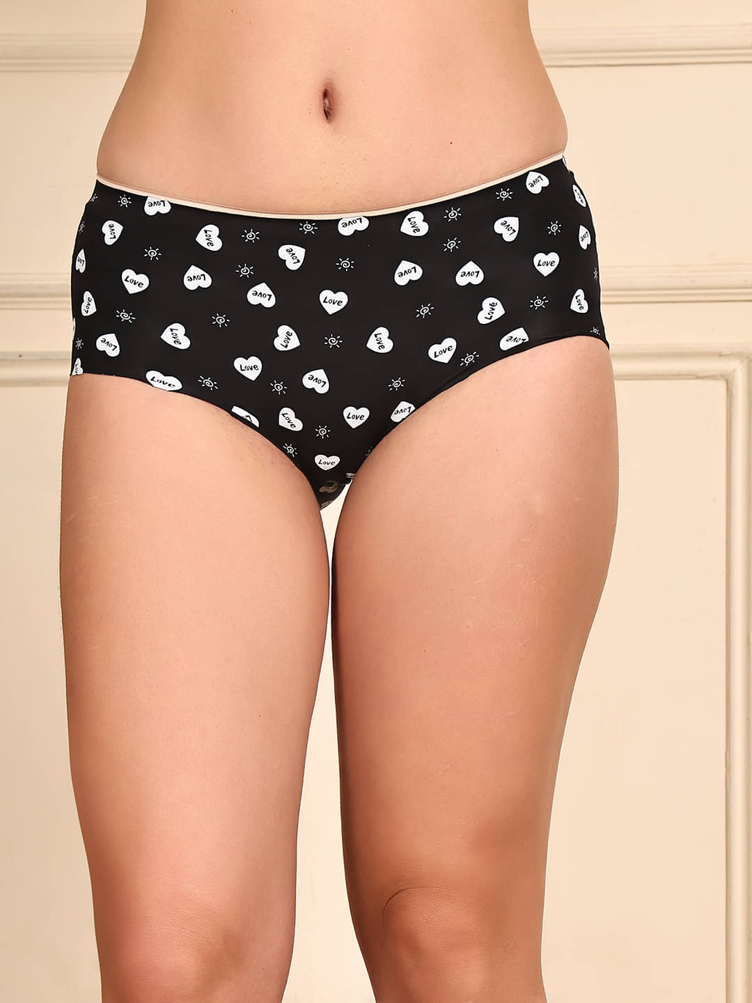     			PrettyCat Pack of 1 Nylon Hipster For Women ( Black )