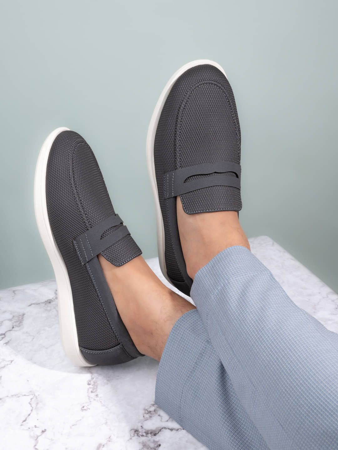     			Fentacia Gray Men's Slip on