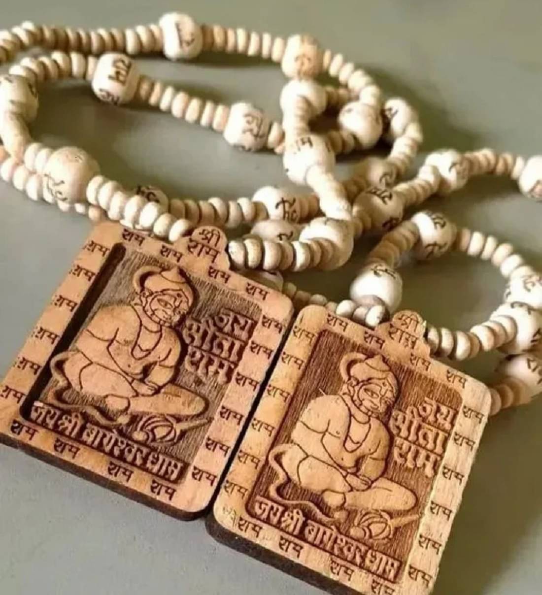     			Foxdean Pooja Mala Bageshwar Dham Sitaram Hanuman ( Pack of 2 )