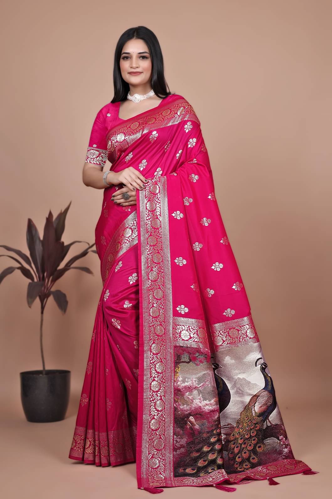     			GSAREEJII Art Silk Woven Banarasi saree With Unstitched Blouse Piece ( Magenta )