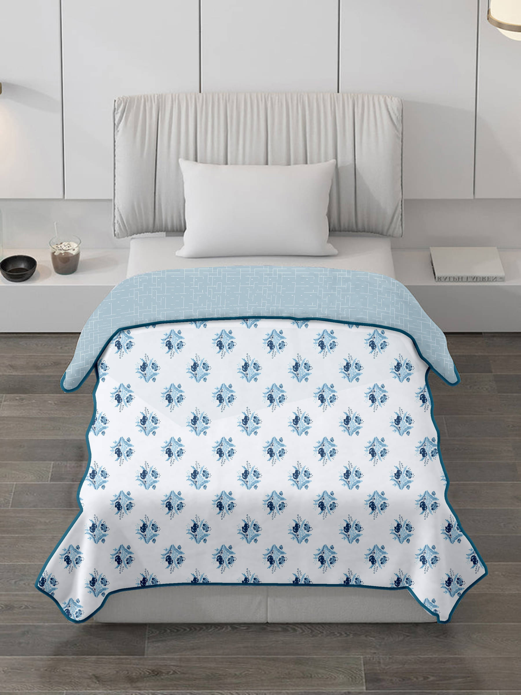     			HONOR YOUR HOME Cotton Floral Single Bed Dohar - Blue ( )