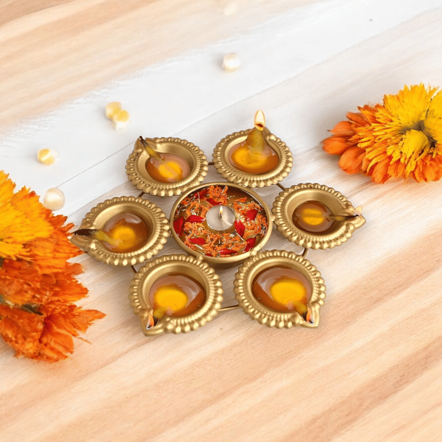     			Harikesh Kraft Table Top Iron Tea Light Holder - Pack of 1